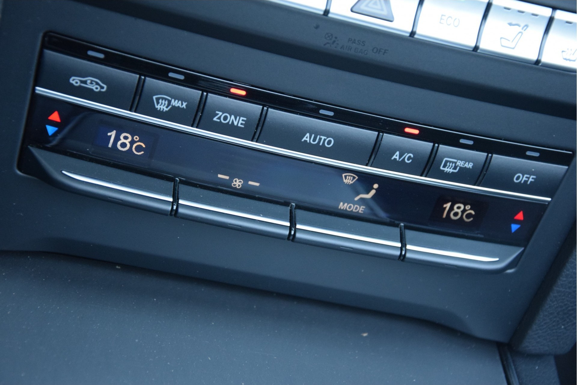 Mercedes-Benz E-Klasse 250 Cabrio AMG Plus Keyless/ILS/Com/19" Aut7 Foto 14