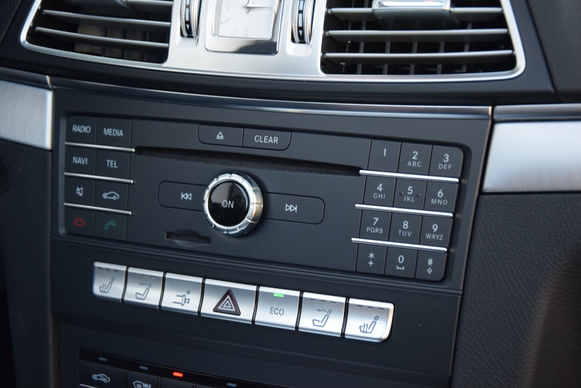 Mercedes-Benz E-Klasse 250 Cabrio AMG Plus Keyless/ILS/Com/19" Aut7 Foto 15