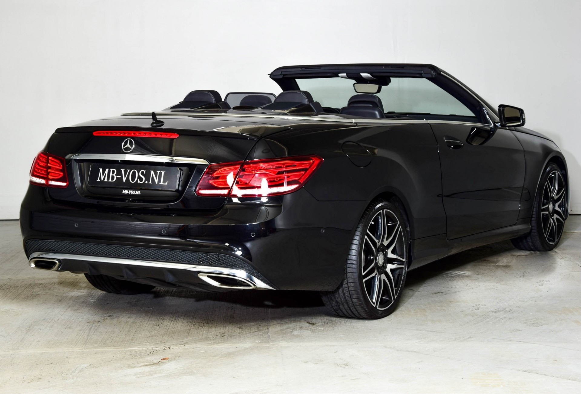 Mercedes-Benz E-Klasse 250 Cabrio AMG Plus Keyless/ILS/Com/19" Aut7 Foto 2