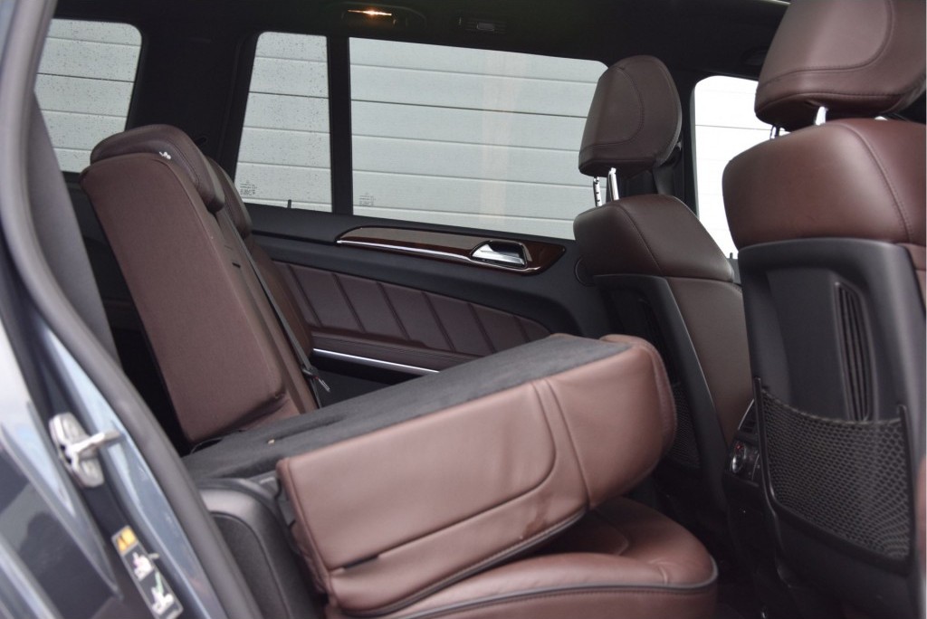 Mercedes-Benz GL-Klasse 350 Bluetec 4M AMG Panorama/Distronic/Servo/Luchtvering/21"LM Aut7 Foto 13
