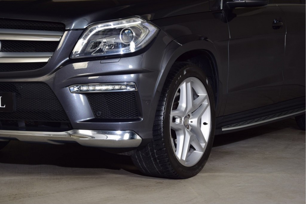 Mercedes-Benz GL-Klasse 350 Bluetec 4M AMG Panorama/Distronic/Servo/Luchtvering/21"LM Aut7 Foto 17