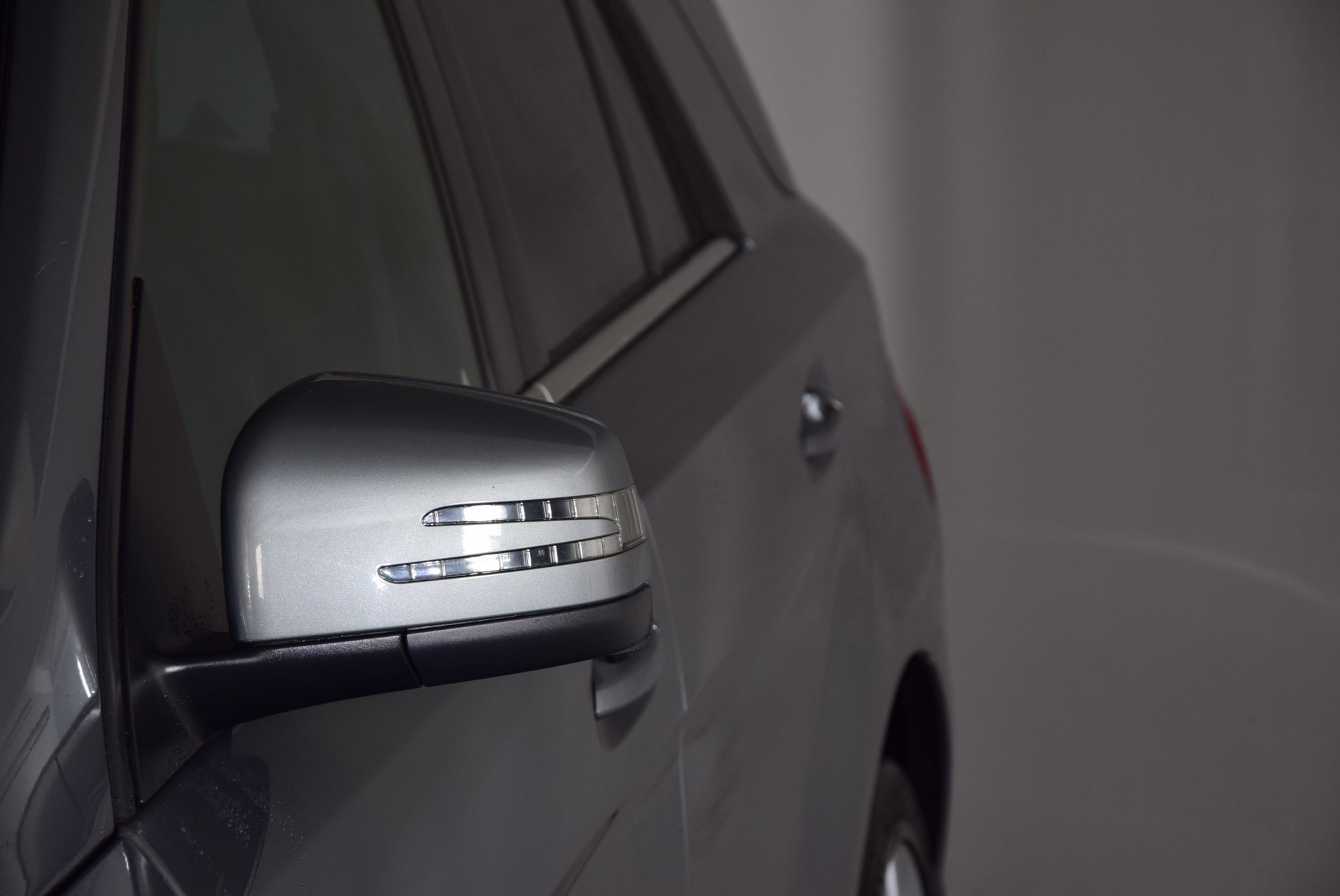 Mercedes-Benz M-Klasse 250 Bluetec 4-Matic ILS/Nav/20" Aut7 Foto 17