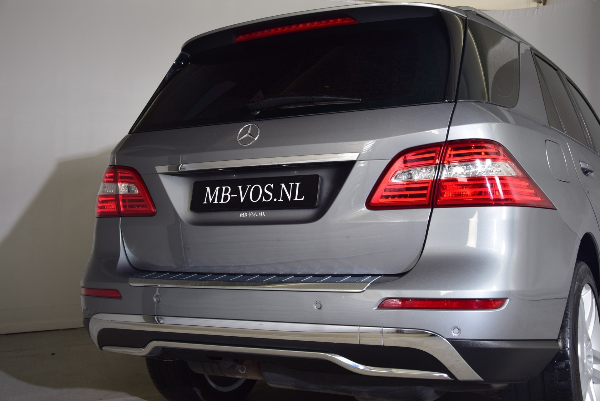 Mercedes-Benz M-Klasse 250 Bluetec 4-Matic ILS/Nav/20" Aut7 Foto 18