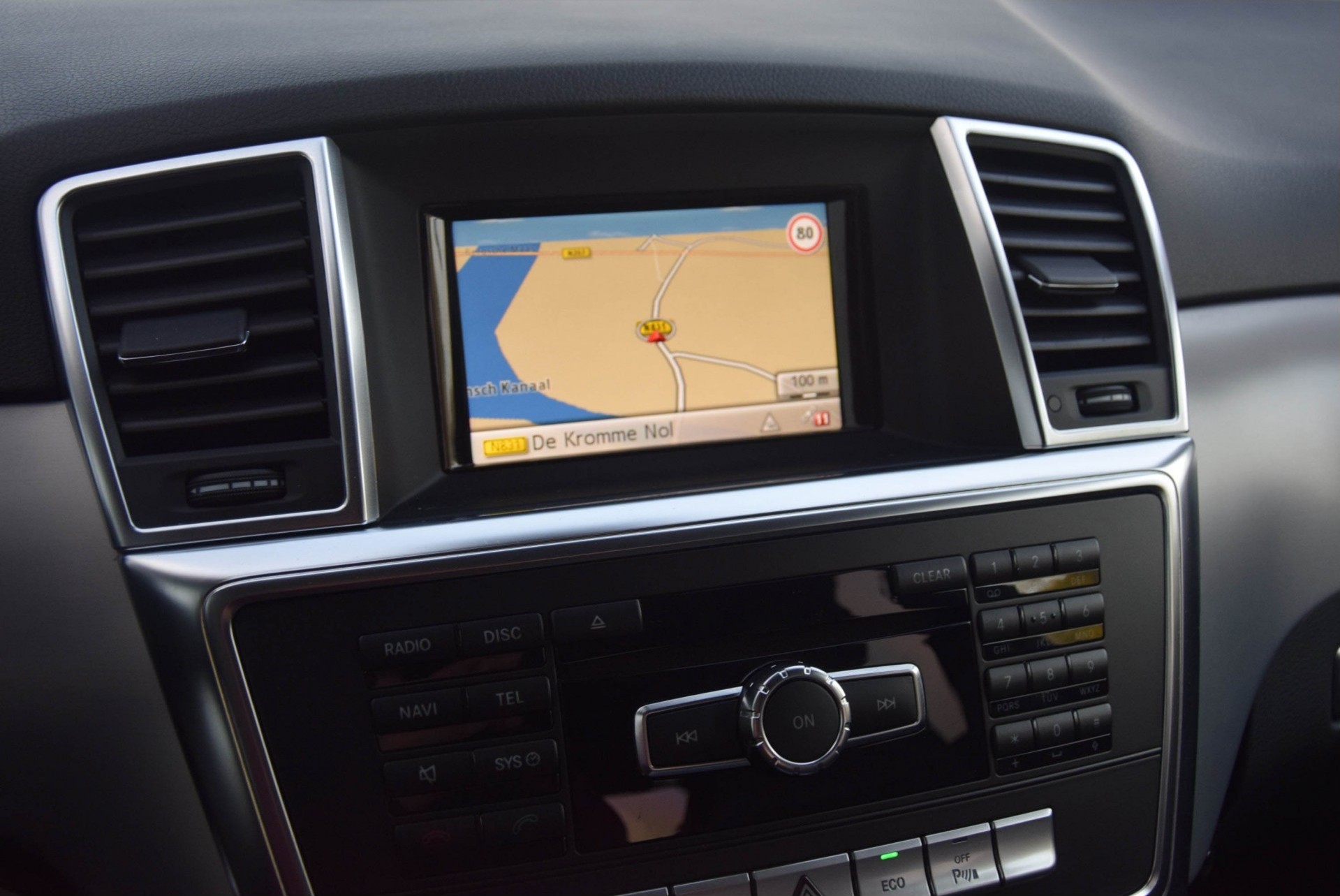 Mercedes-Benz M-Klasse 250 Bluetec 4-Matic ILS/Nav/20" Aut7 Foto 6