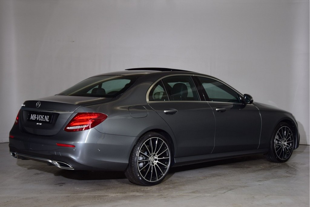 Mercedes-Benz E-Klasse 350d AMG Keyless/Softclose/Distronic/Luchtvering/Panorama/Standkachel Aut9 Foto 2