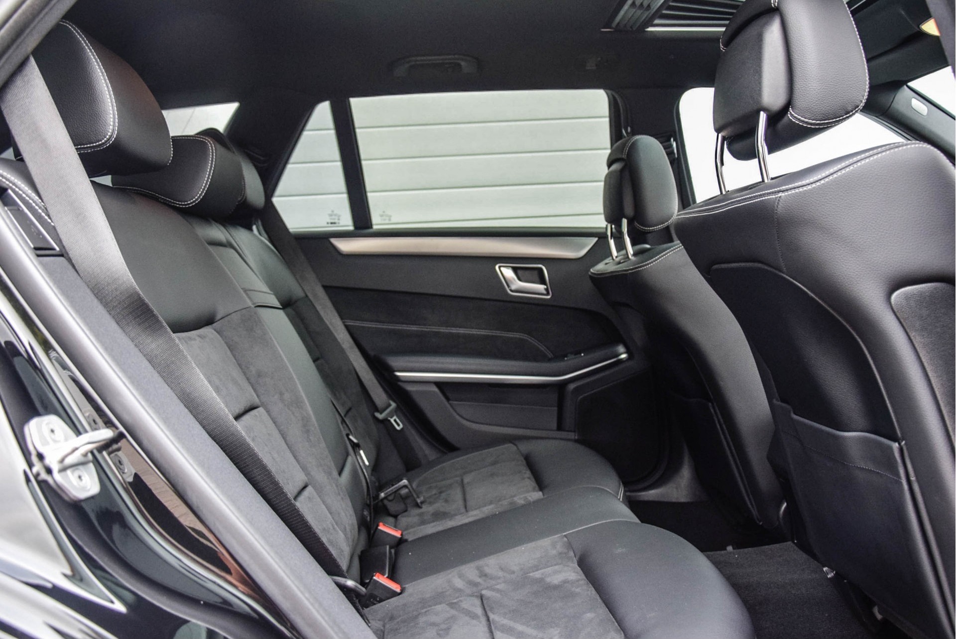 Mercedes-Benz E-Klasse 220 Cdi T AMG Distronic/Standkachel/Keyless/Schuifdak/ILS Aut7 Foto 12