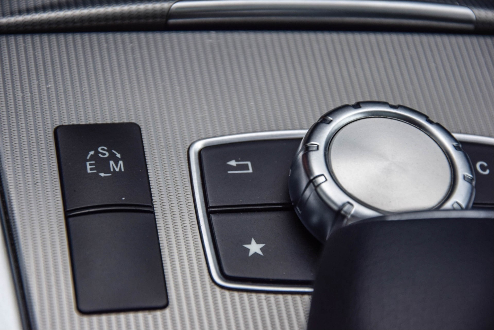 Mercedes-Benz E-Klasse 220 Cdi T AMG Distronic/Standkachel/Keyless/Schuifdak/ILS Aut7 Foto 4