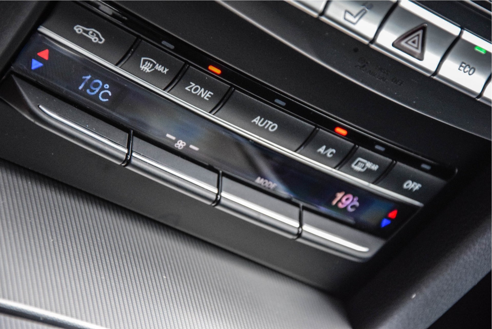 Mercedes-Benz E-Klasse 220 Cdi T AMG Distronic/Standkachel/Keyless/Schuifdak/ILS Aut7 Foto 8