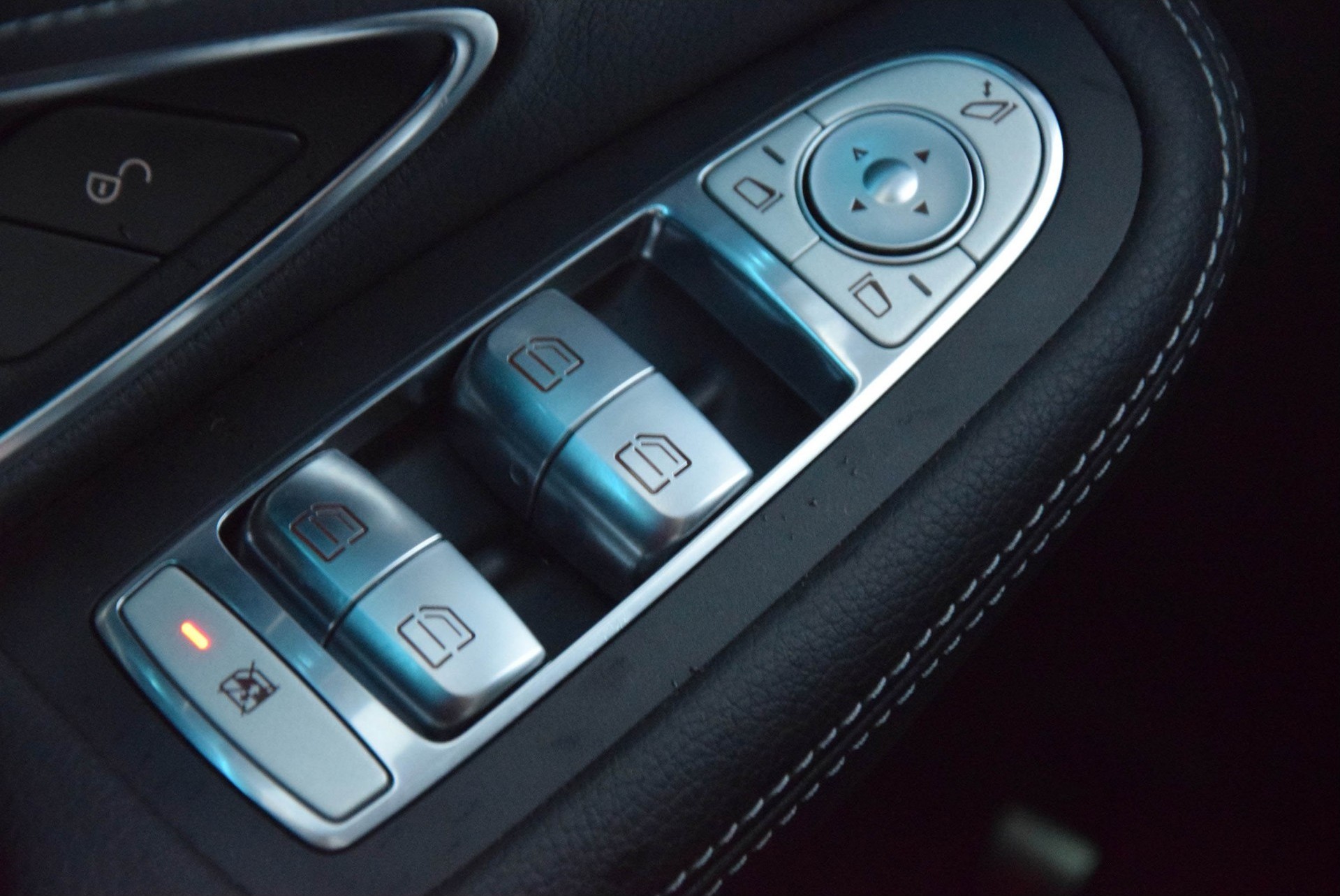 Mercedes-Benz C-Klasse 180 Avantgarde Schuifdak/Nav/Spoorpakket/Spiegelpakket Aut7 Foto 9