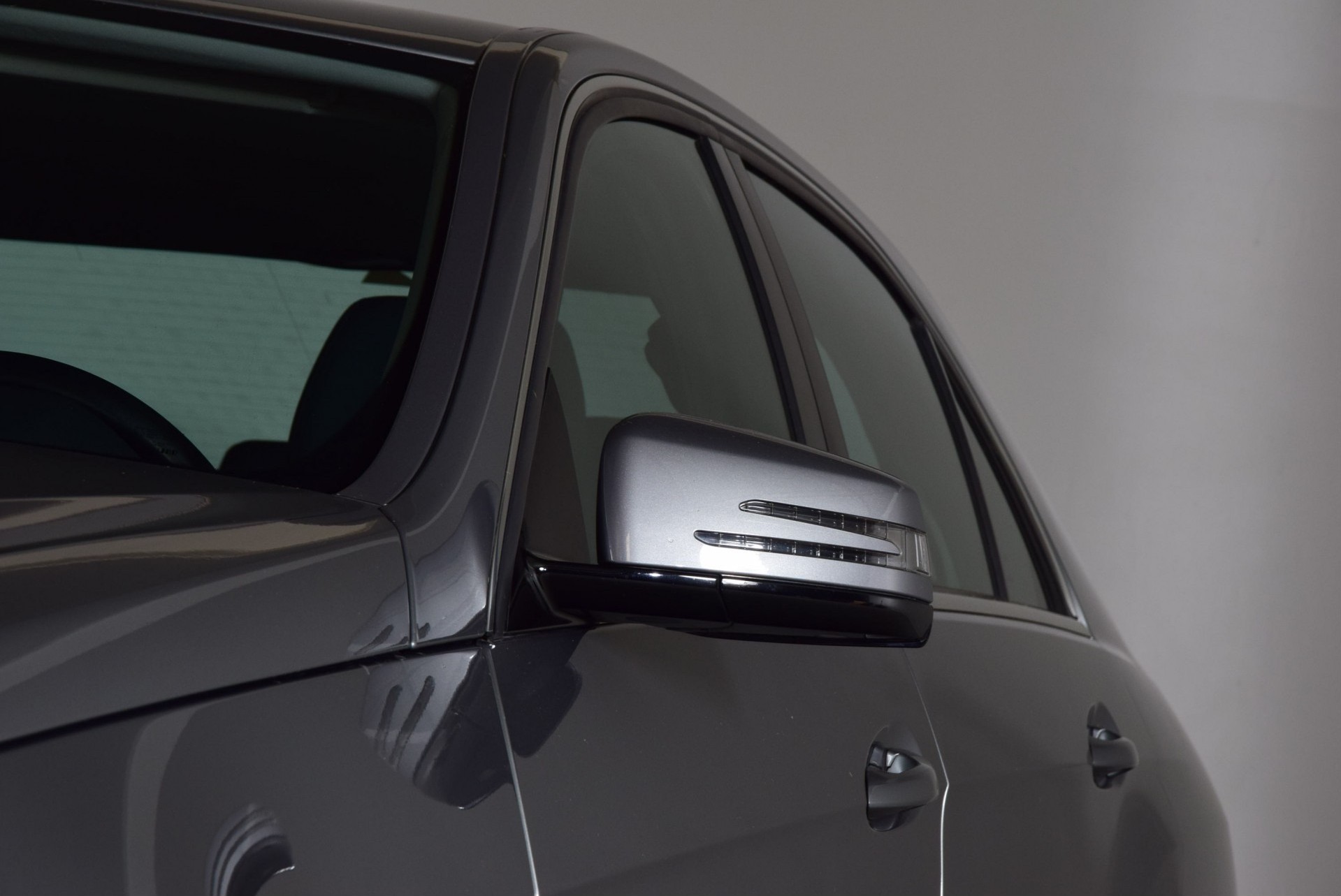 Mercedes-Benz E-Klasse 350 CDI 4-Matic Avantgarde Com/ILS/Parktronic Aut7 Foto 15