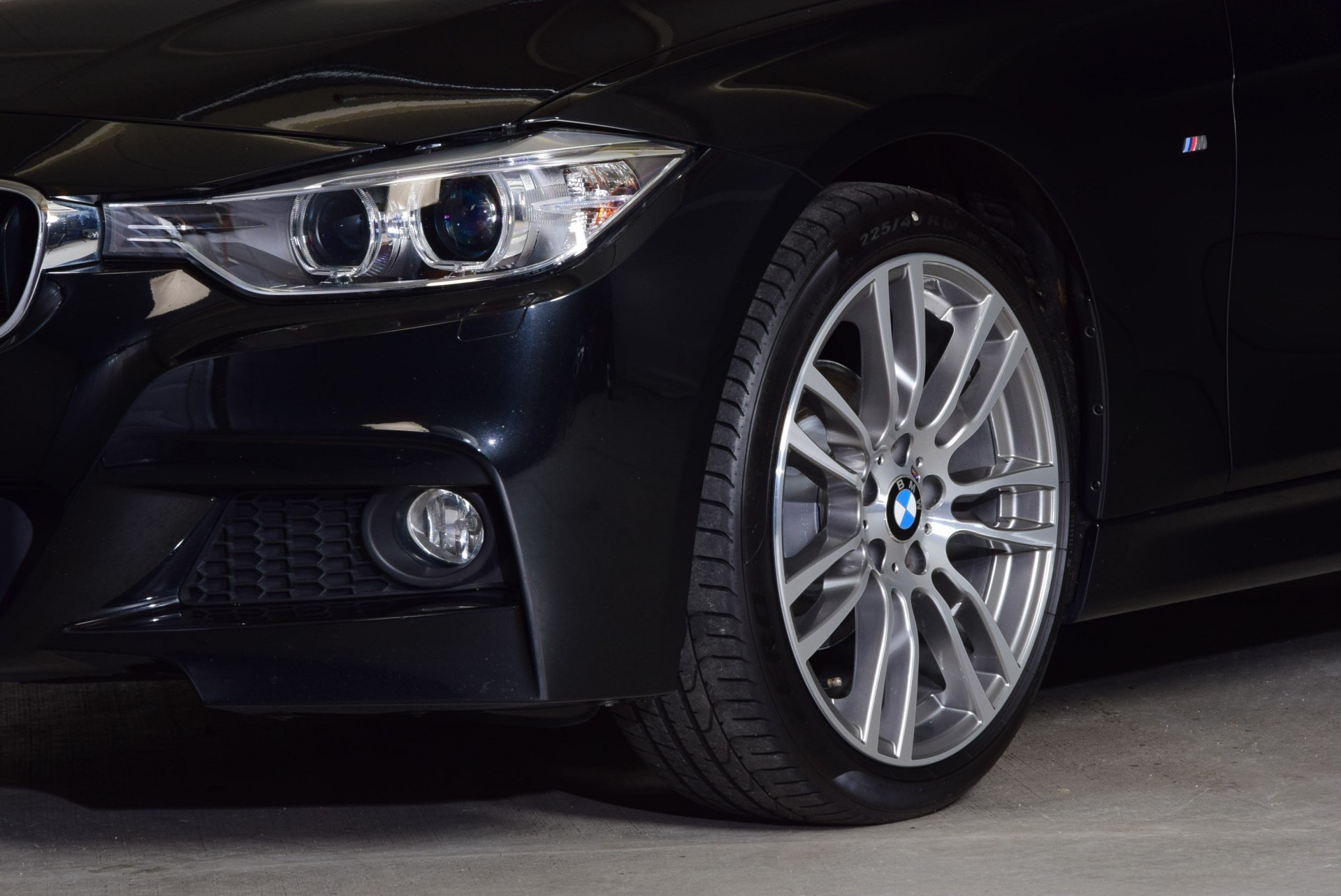 BMW 3 Serie Touring 318D High Executive M-Sportpakket Panorama/19"/Keyless Aut8 Foto 14