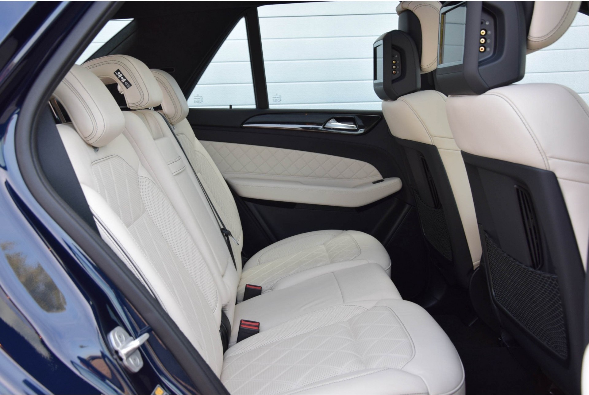 Mercedes-Benz GLE-Klasse 500e 14% 4-Matic Designo Panorama/Distronic/Massage/Entertainment Aut7 Foto 4