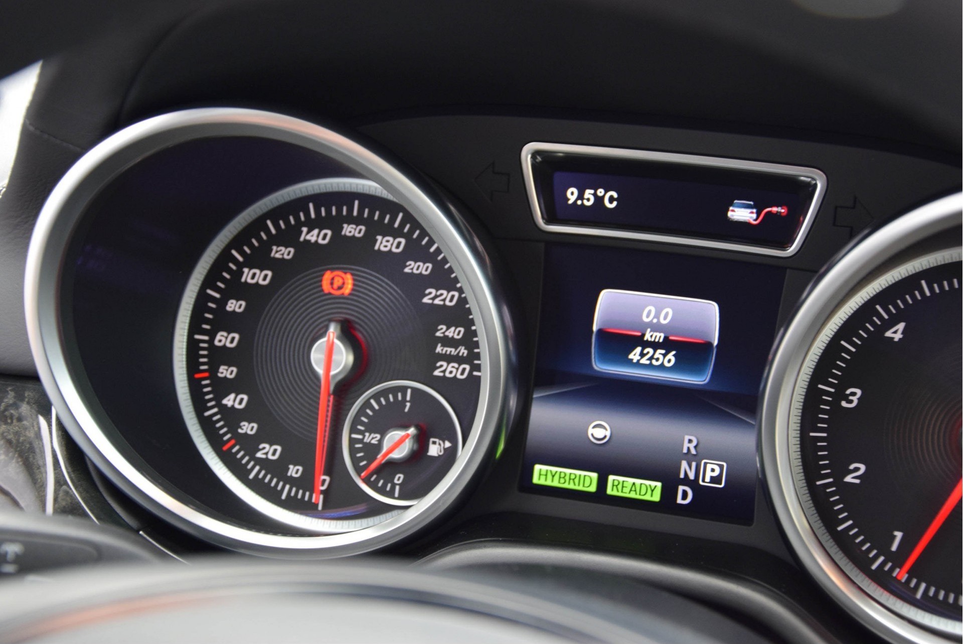 Mercedes-Benz GLE-Klasse 500e 14% 4-Matic Designo Panorama/Distronic/Massage/Entertainment Aut7 Foto 7