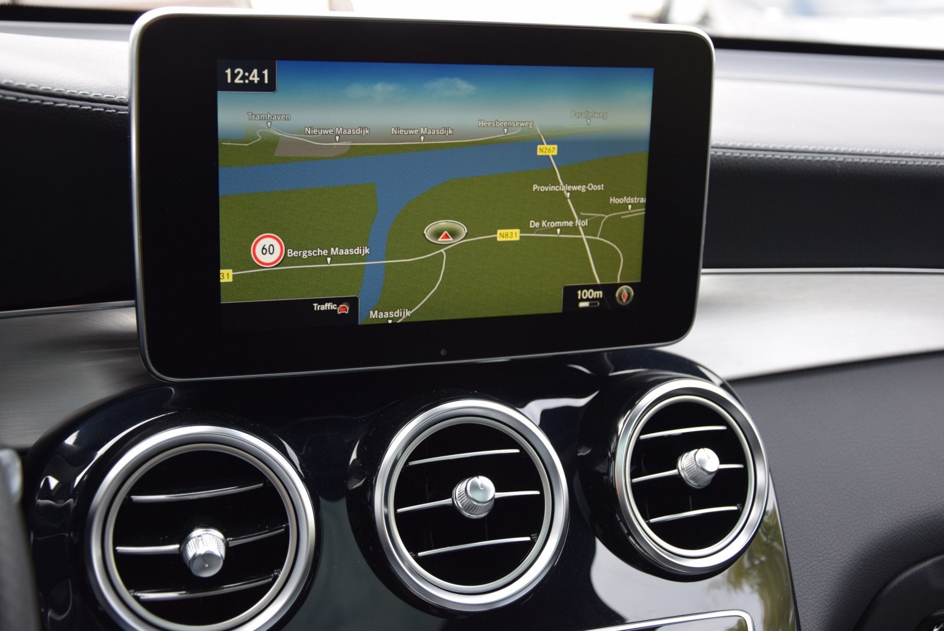 Mercedes-Benz GLC-Klasse 250 D 4MATIC 4M AMG Nightpakket Luchtvering/Distronic/Com/Panorama/Standkachel Aut9 Foto 15