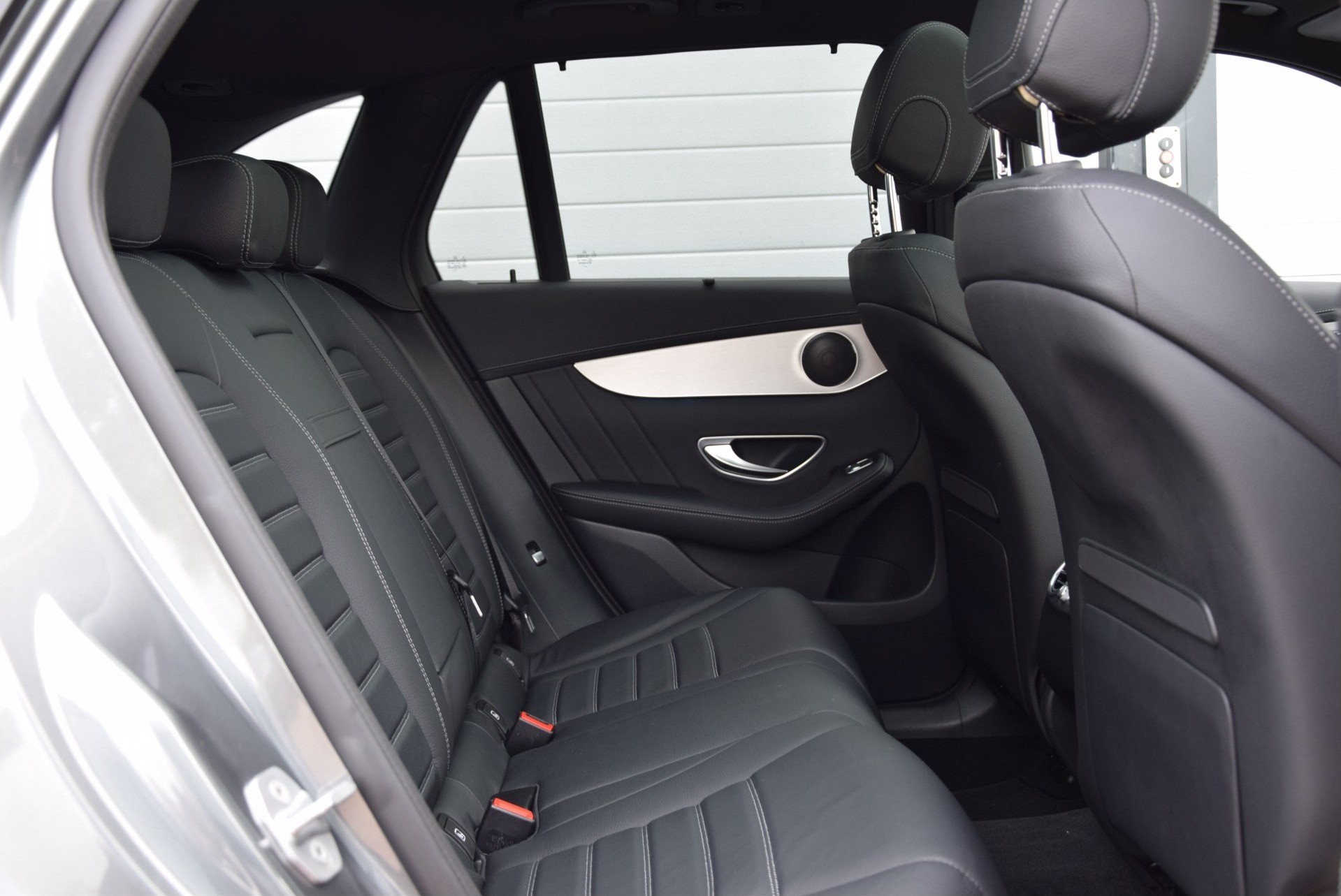 Mercedes-Benz GLC-Klasse 250 D 4MATIC 4M AMG Nightpakket Luchtvering/Distronic/Com/Panorama/Standkachel Aut9 Foto 19