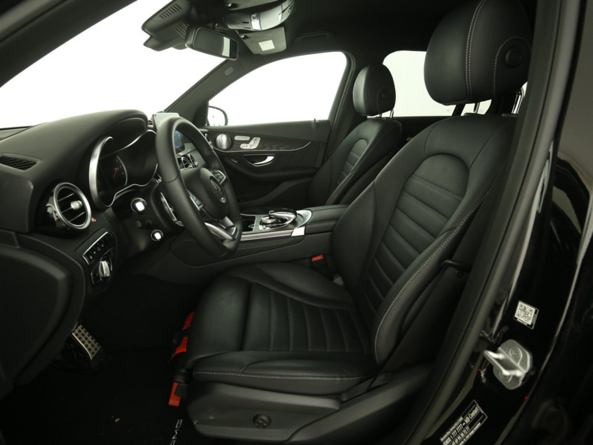 Mercedes-Benz GLC-Klasse 250 4M AMG Distronic/Com/ILS/HUD/Mem/Burmester/Keyless Aut9 Foto 3