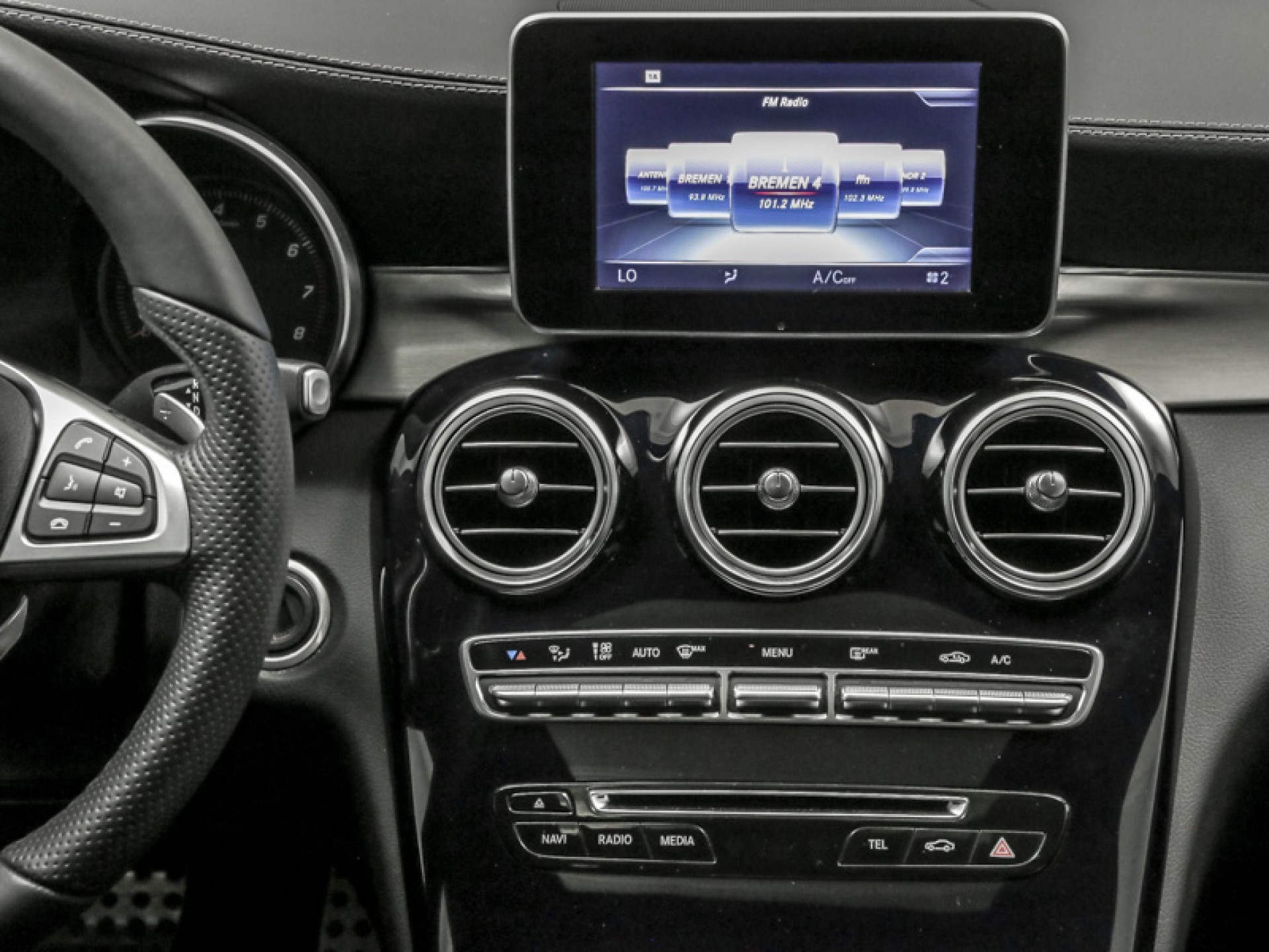 Mercedes-Benz C-Klasse 180 GERESERVEERD AMG Schuifdak/Leer/Nav/19"/ILS Aut7 Foto 5