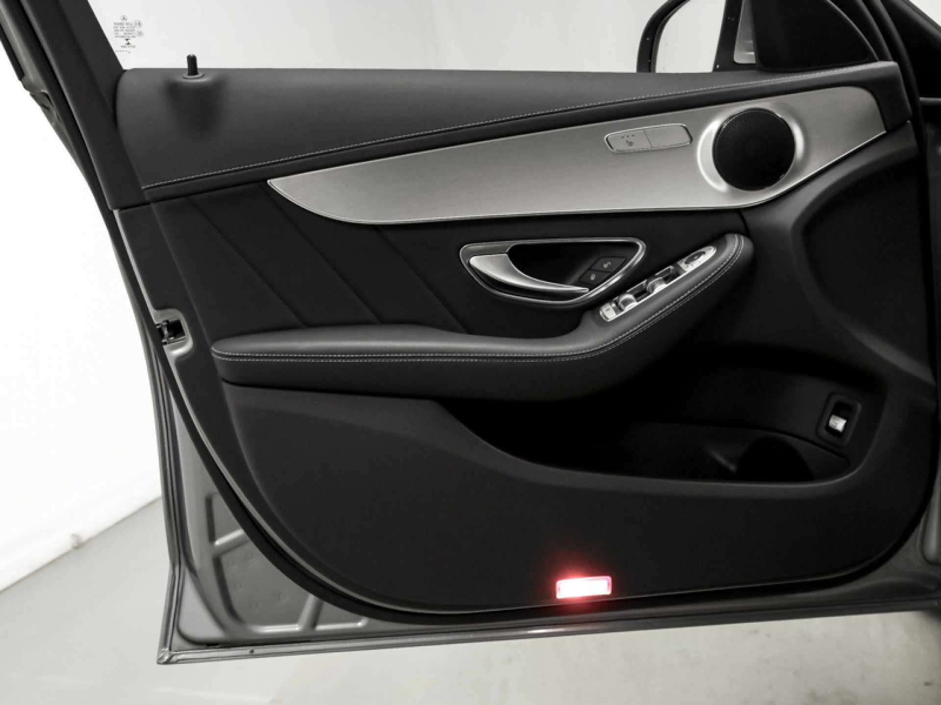 Mercedes-Benz C-Klasse 180 GERESERVEERD AMG Schuifdak/Leer/Nav/19"/ILS Aut7 Foto 8