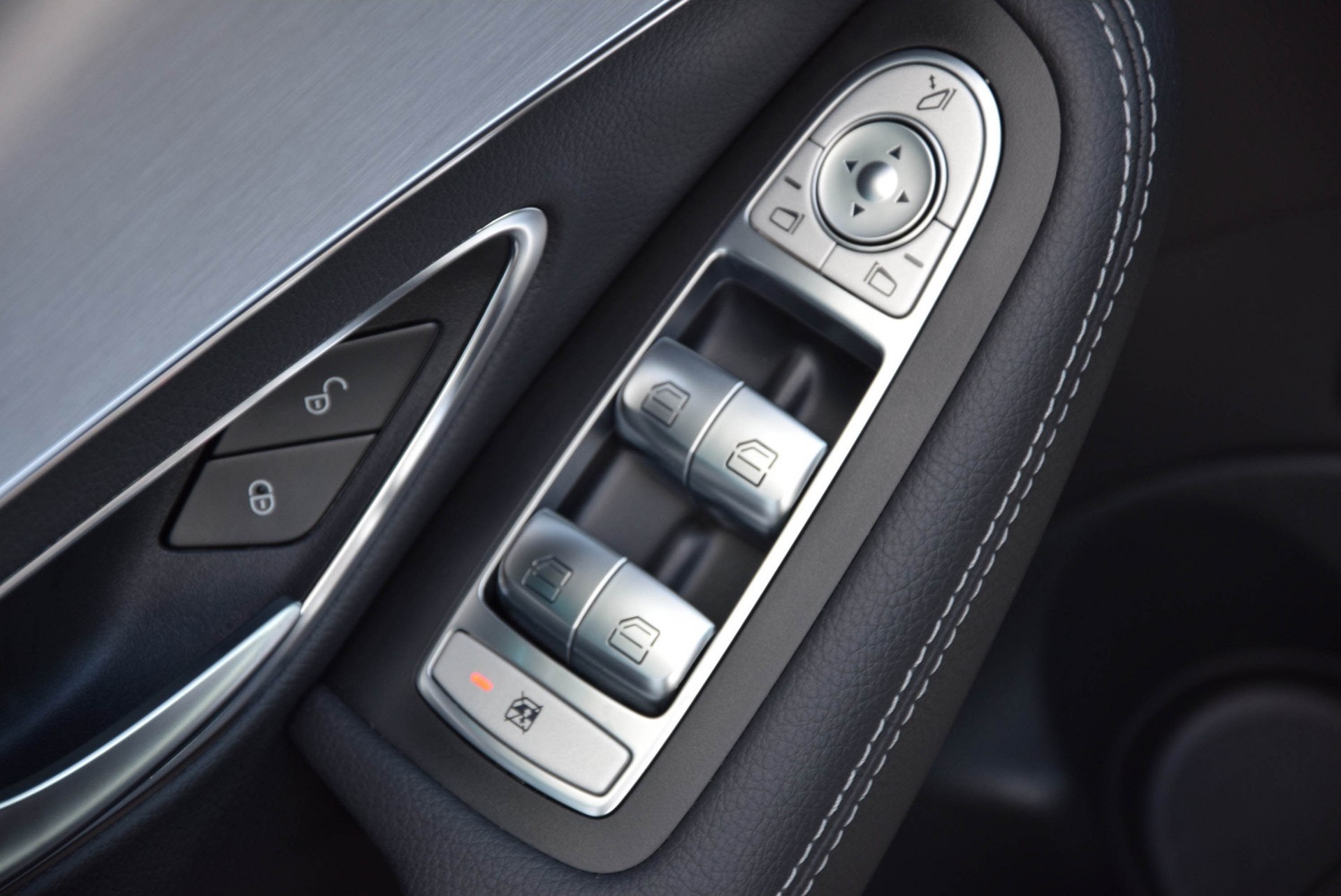 Mercedes-Benz C-Klasse Estate 250 AMG Standkachel/Led/Nav/Camera/Touchpad Aut7 Foto 12