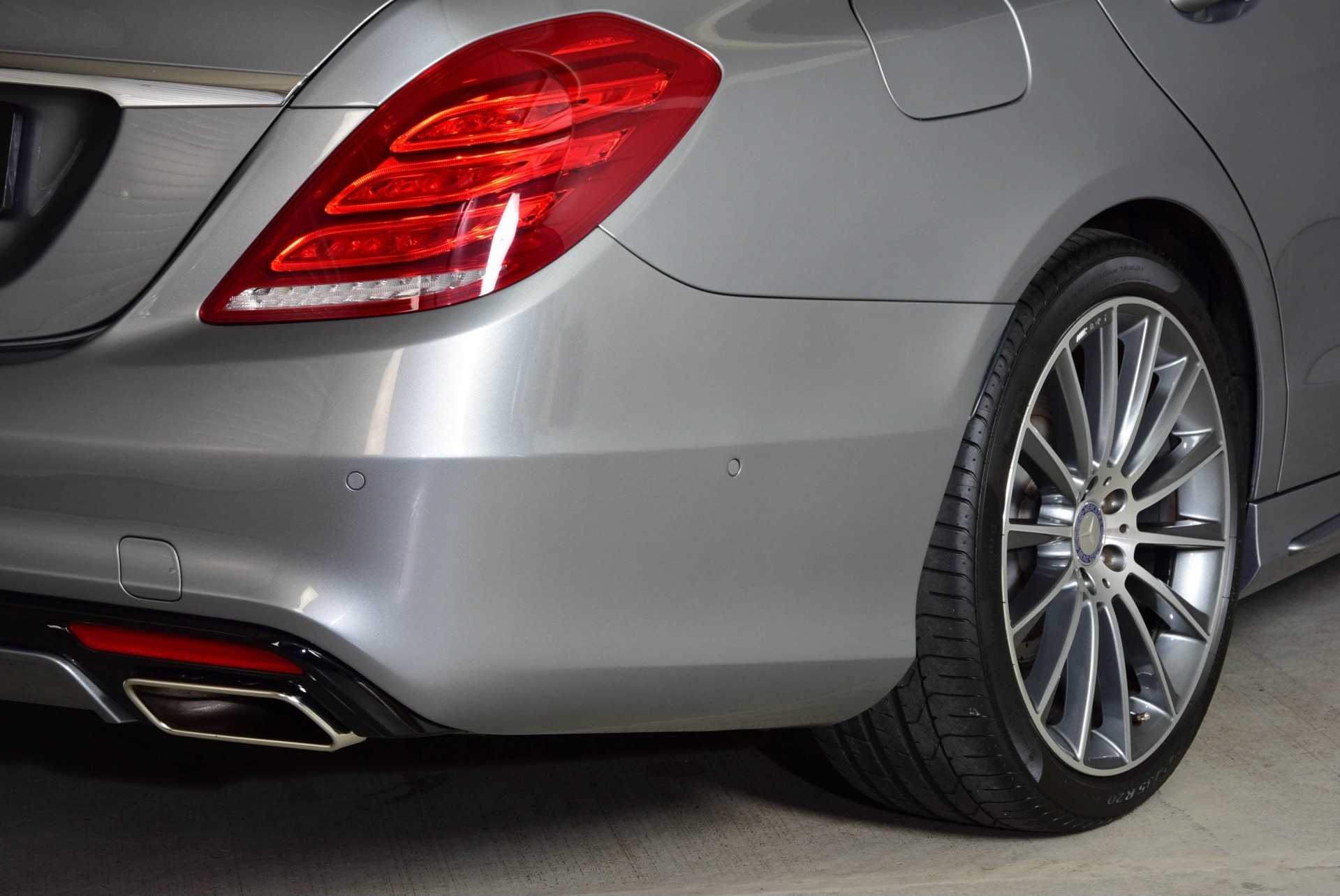 Mercedes-Benz S-Klasse 500 Lang 4M AMG Exclusive Designo Panorama Prestige Plus Aut7 Foto 17