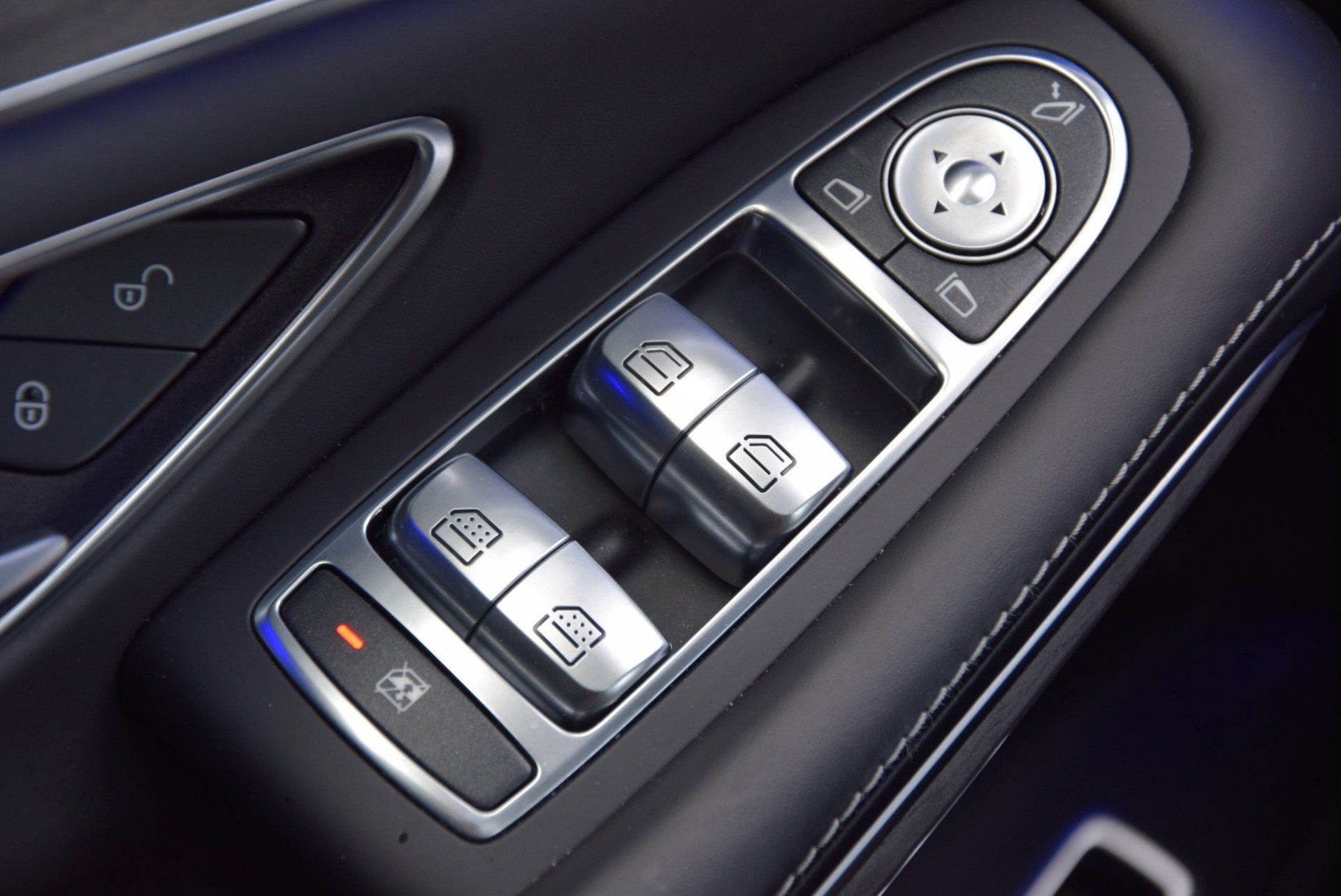 Mercedes-Benz S-Klasse 500 Lang 4M AMG Exclusive Designo Panorama Prestige Plus Aut7 Foto 5