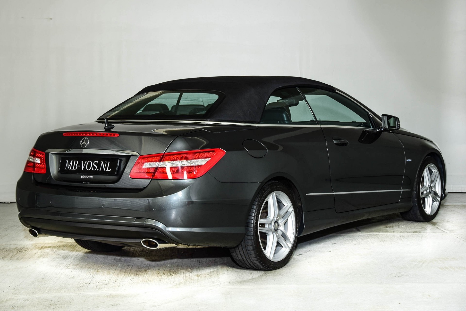 Mercedes-Benz E-Klasse Cabrio 350 CGI AMG Designo/Mem/Harman-Kardon/Com Aut7 Foto 4