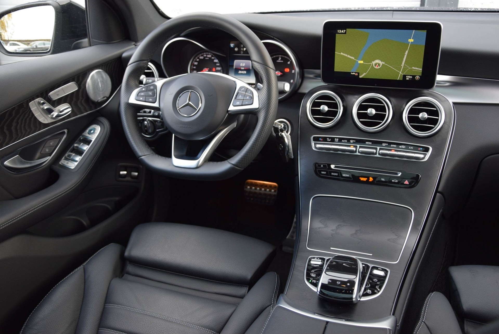 Mercedes-Benz GLC-Klasse 250d 4-Matic AMG Nightpakket Distronic/Panorama/Burmeister/Mem/360/Trekh Aut9 Foto 6