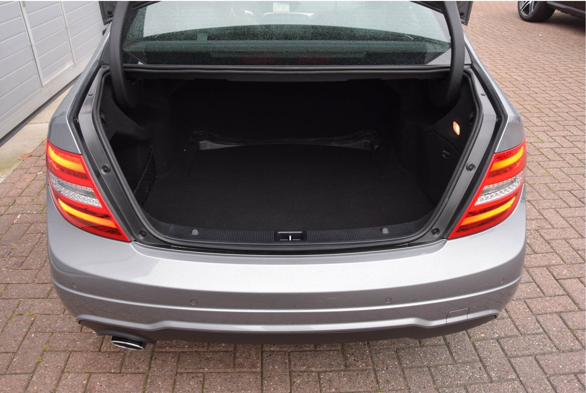 Mercedes-Benz C-Klasse 180 CDI Avantgarde AMG Nav/PDC/18" Aut7 Foto 19