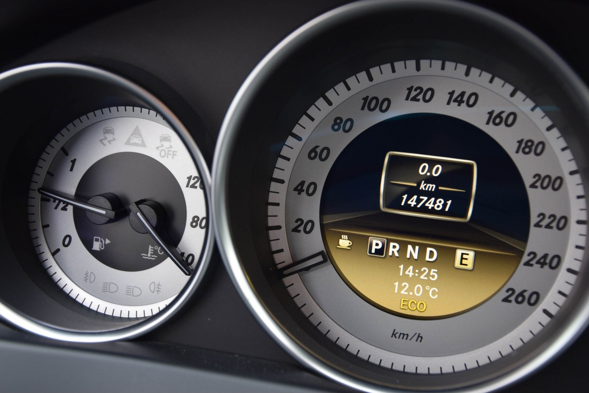 Mercedes-Benz C-Klasse 180 CDI Avantgarde AMG Nav/PDC/18" Aut7 Foto 6