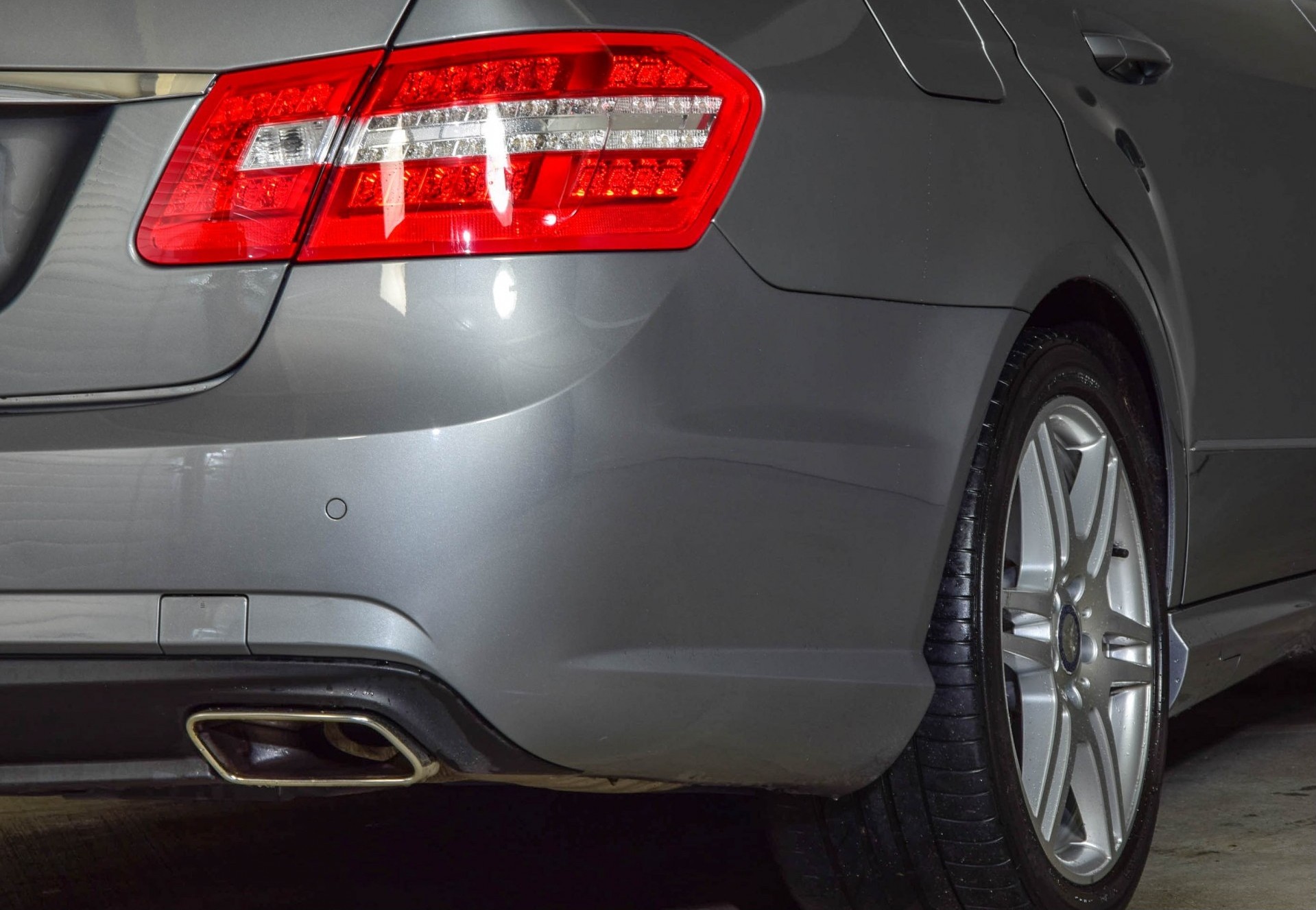 Mercedes-Benz E-Klasse 350 Cdi AMG Distronic/Dak/ILS/Harman-Kardon Aut7 Foto 14