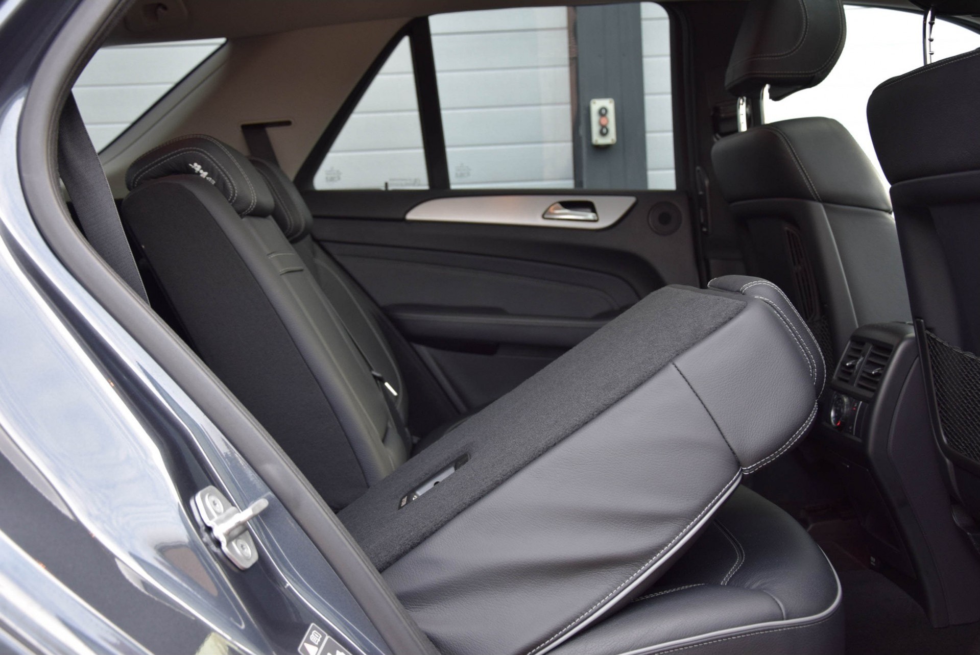 Mercedes-Benz M-Klasse 350 Bluetec 4-Matic AMG Distronic/Mem/Dak/Harman-Kardon/Luchtvering Aut7 Foto 5