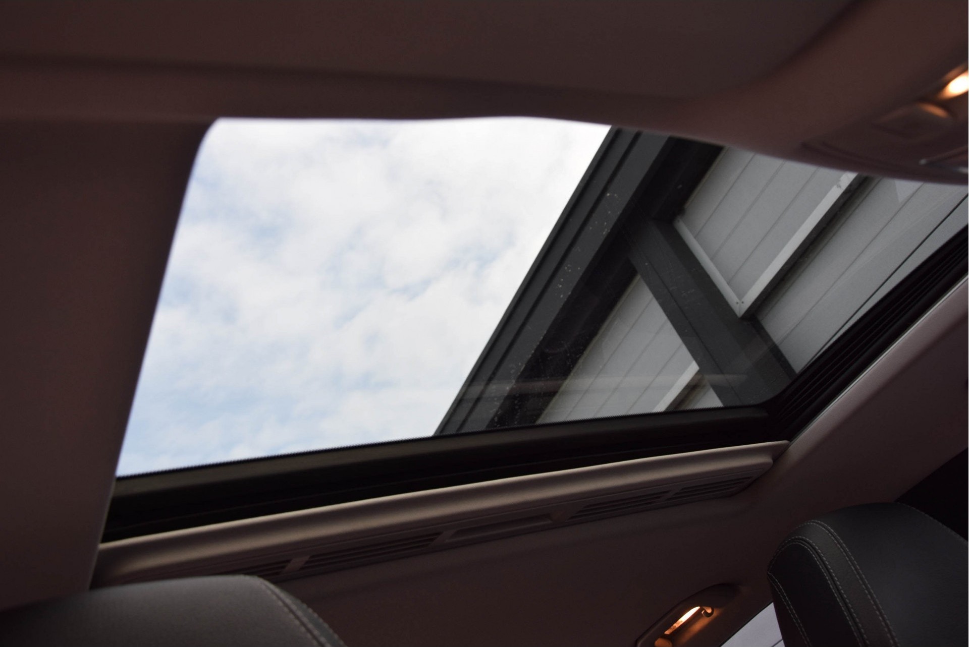 Mercedes-Benz M-Klasse 350 Bluetec 4-Matic AMG Distronic/Mem/Dak/Harman-Kardon/Luchtvering Aut7 Foto 8