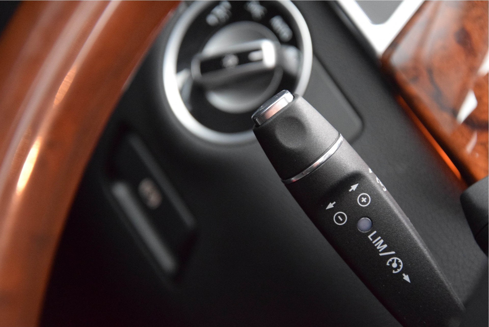 Mercedes-Benz M-Klasse ML 350 Bluetec 4M AMG Panorama/Luchtvering/Mem/TV/Keyless VAN Aut7 Foto 13