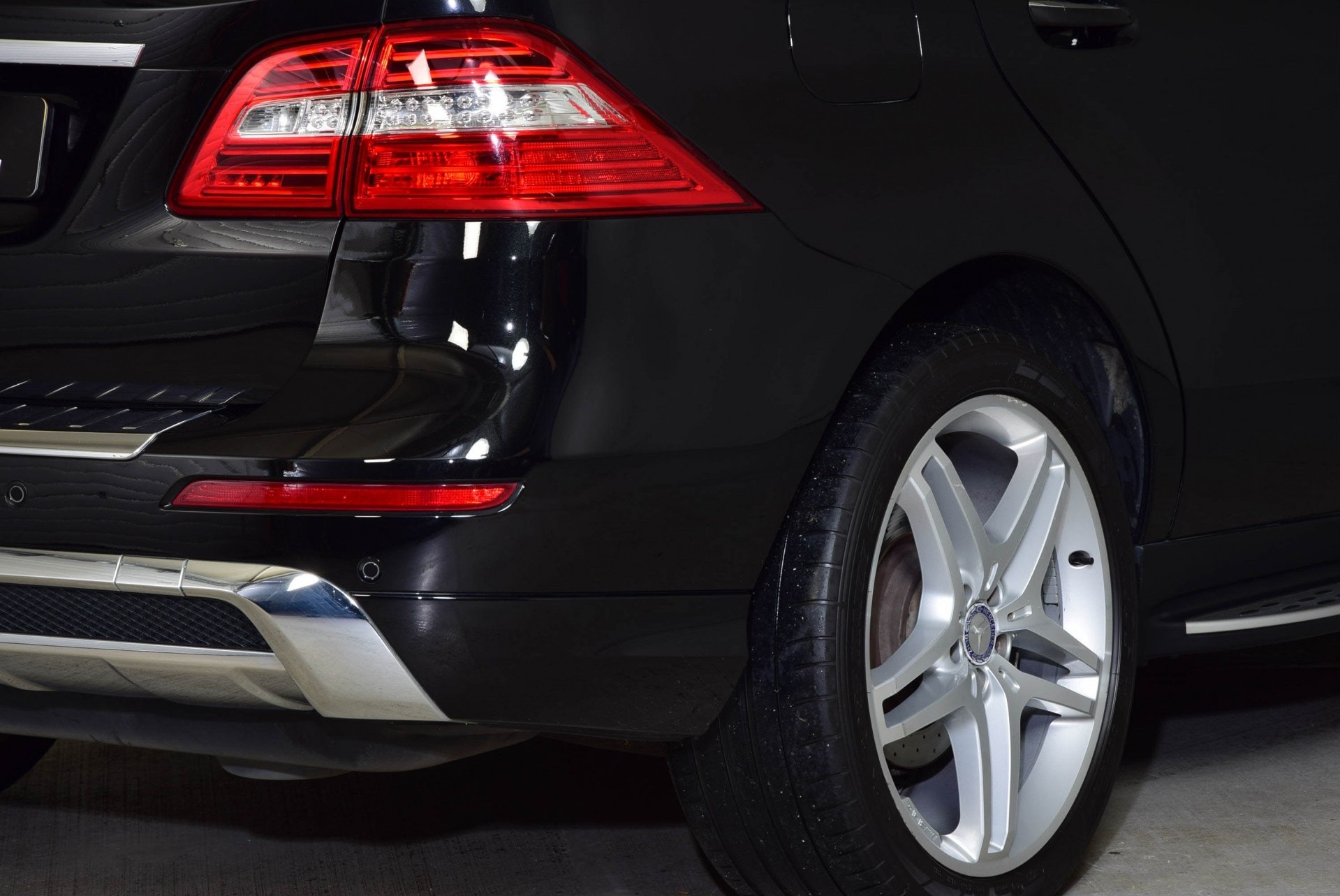 Mercedes-Benz M-Klasse ML 350 Bluetec 4M AMG Panorama/Luchtvering/Mem/TV/Keyless VAN Aut7 Foto 22