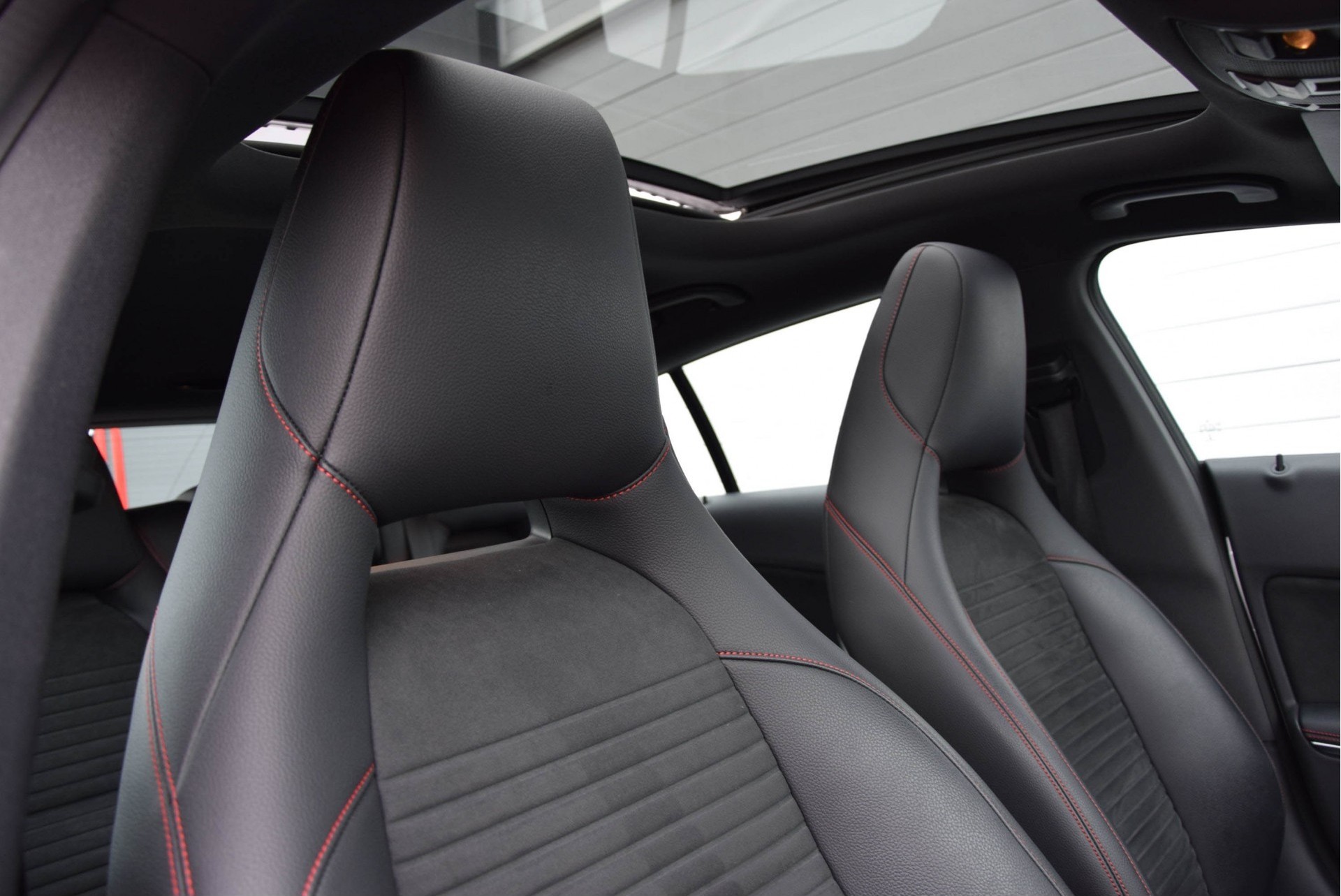 Mercedes-Benz CLA-Klasse Shooting Brake 200 AMG Panorama/Camera/Xenon/Ambition Aut7 Foto 10