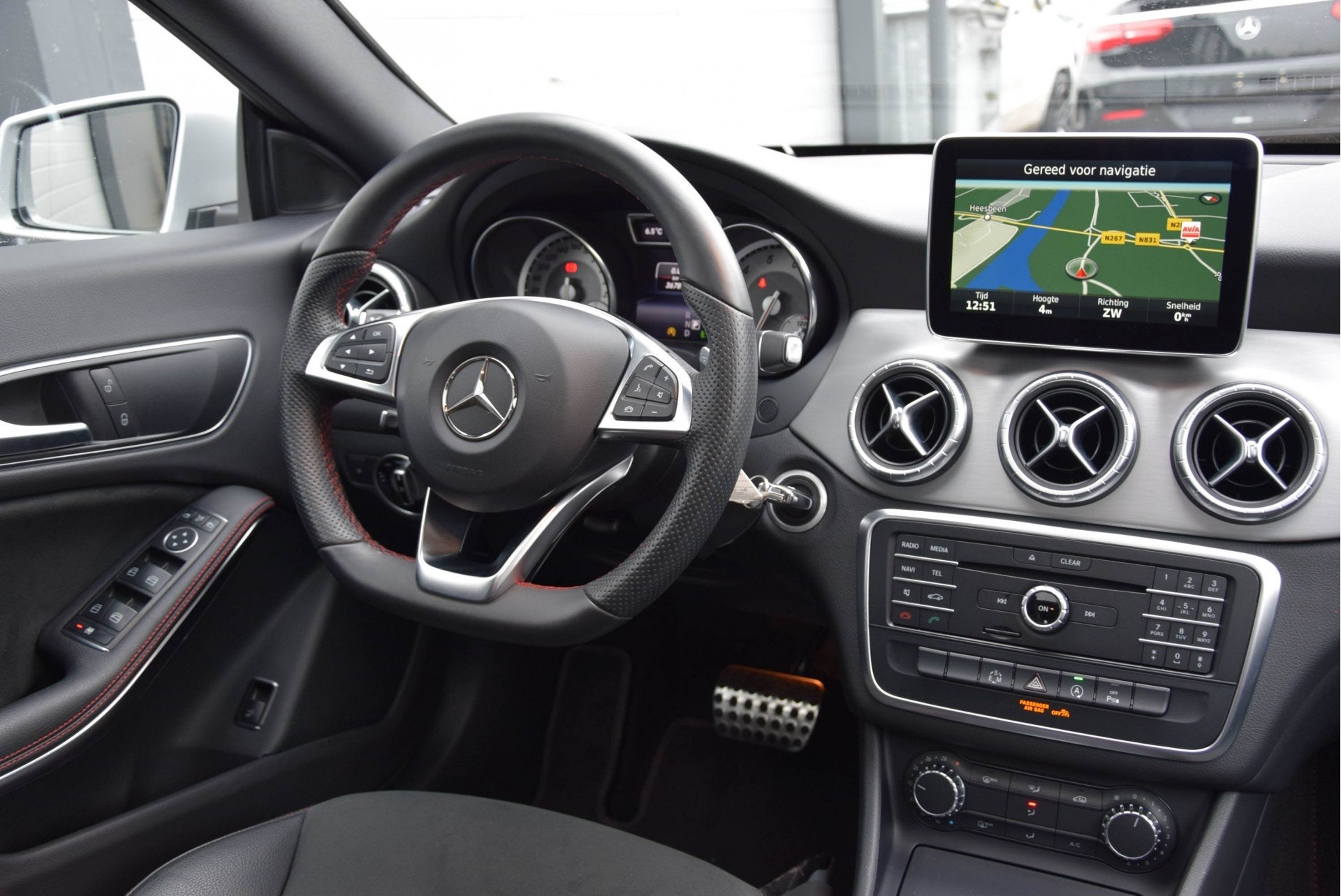 Mercedes-Benz CLA-Klasse Shooting Brake 200 AMG Panorama/Camera/Xenon/Ambition Aut7 Foto 6