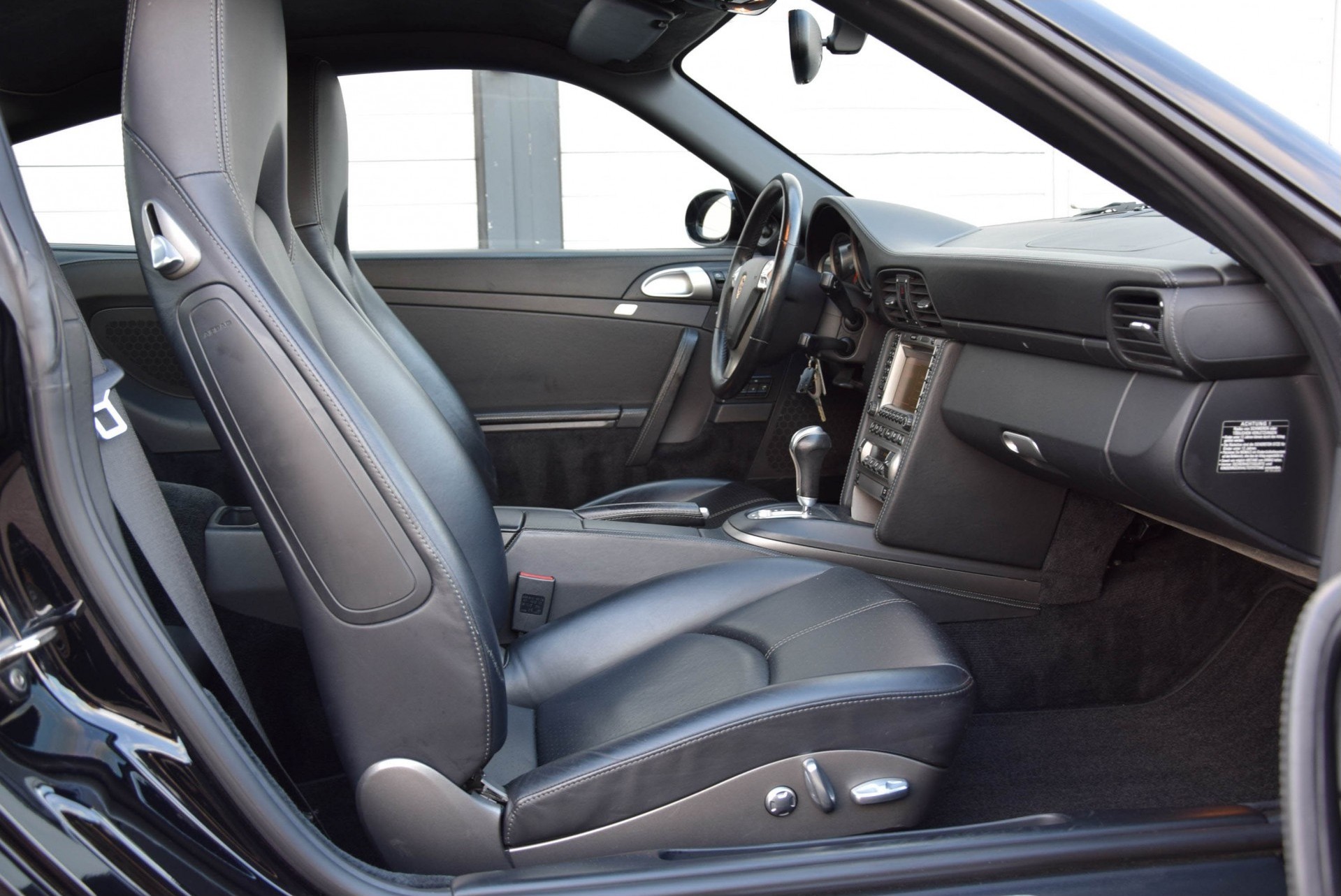 Porsche 911 3.6 CARRERA 4 Bose/Nav/Nappa Aut5 Foto 3