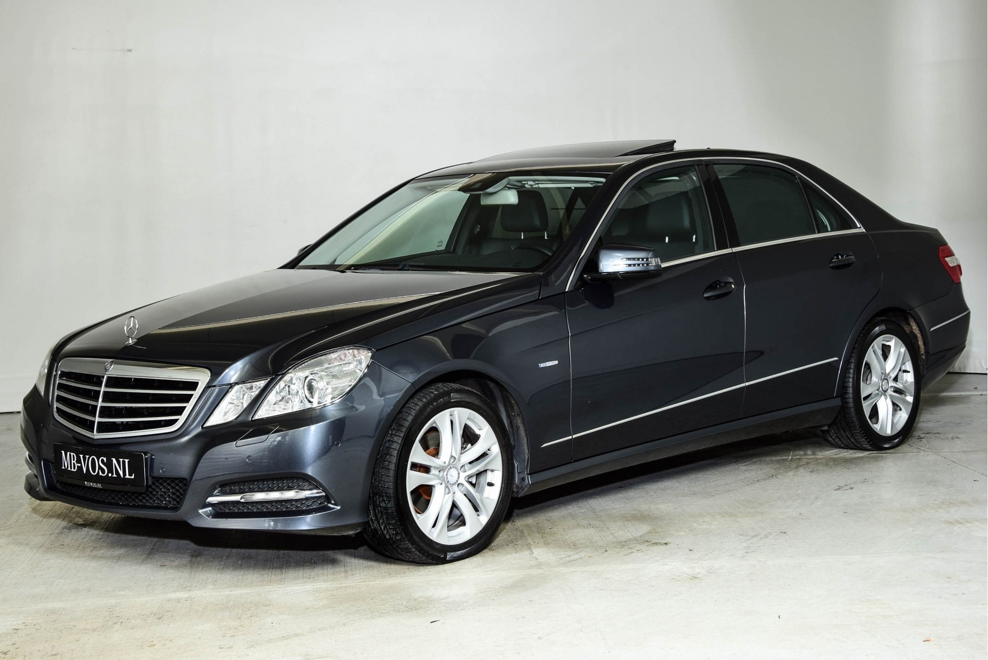 Mercedes-Benz E-Klasse 220 Cdi Avantgarde Schuifdak/Aut trekhk/ILS Aut7 Foto 1