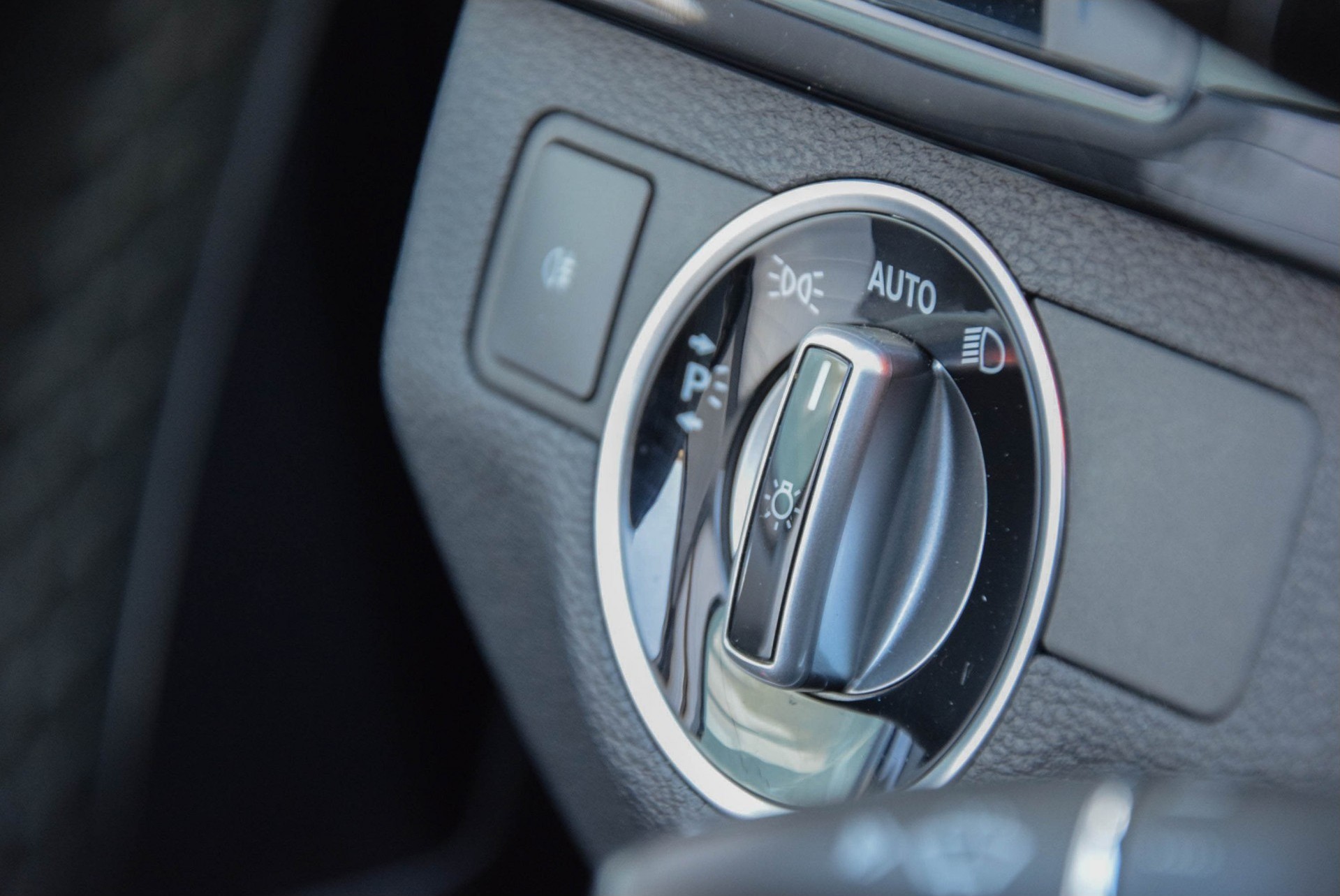 Mercedes-Benz E-Klasse 220 Cdi Avantgarde Schuifdak/Aut trekhk/ILS Aut7 Foto 10