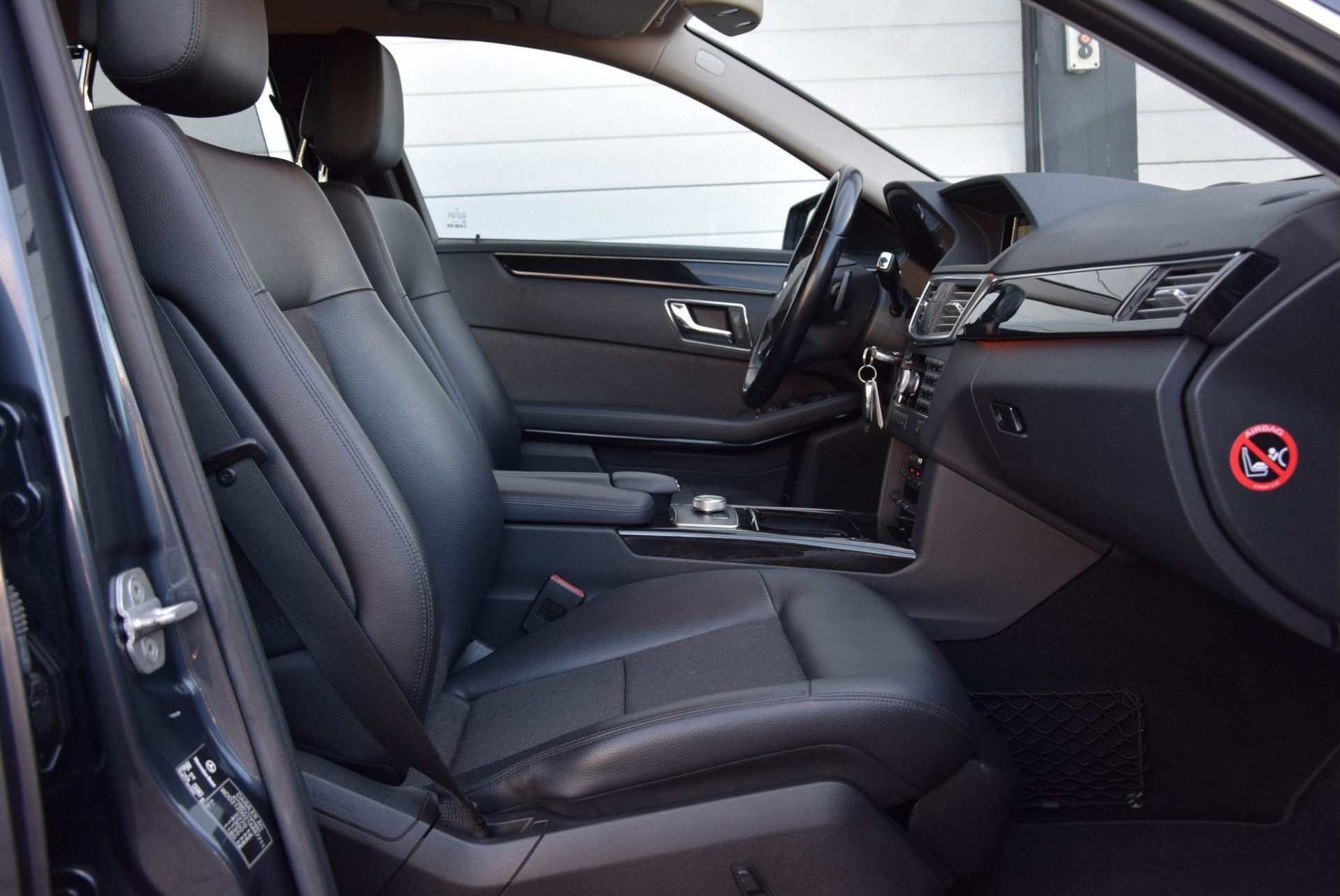 Mercedes-Benz E-Klasse 220 Cdi Avantgarde Schuifdak/Aut trekhk/ILS Aut7 Foto 3