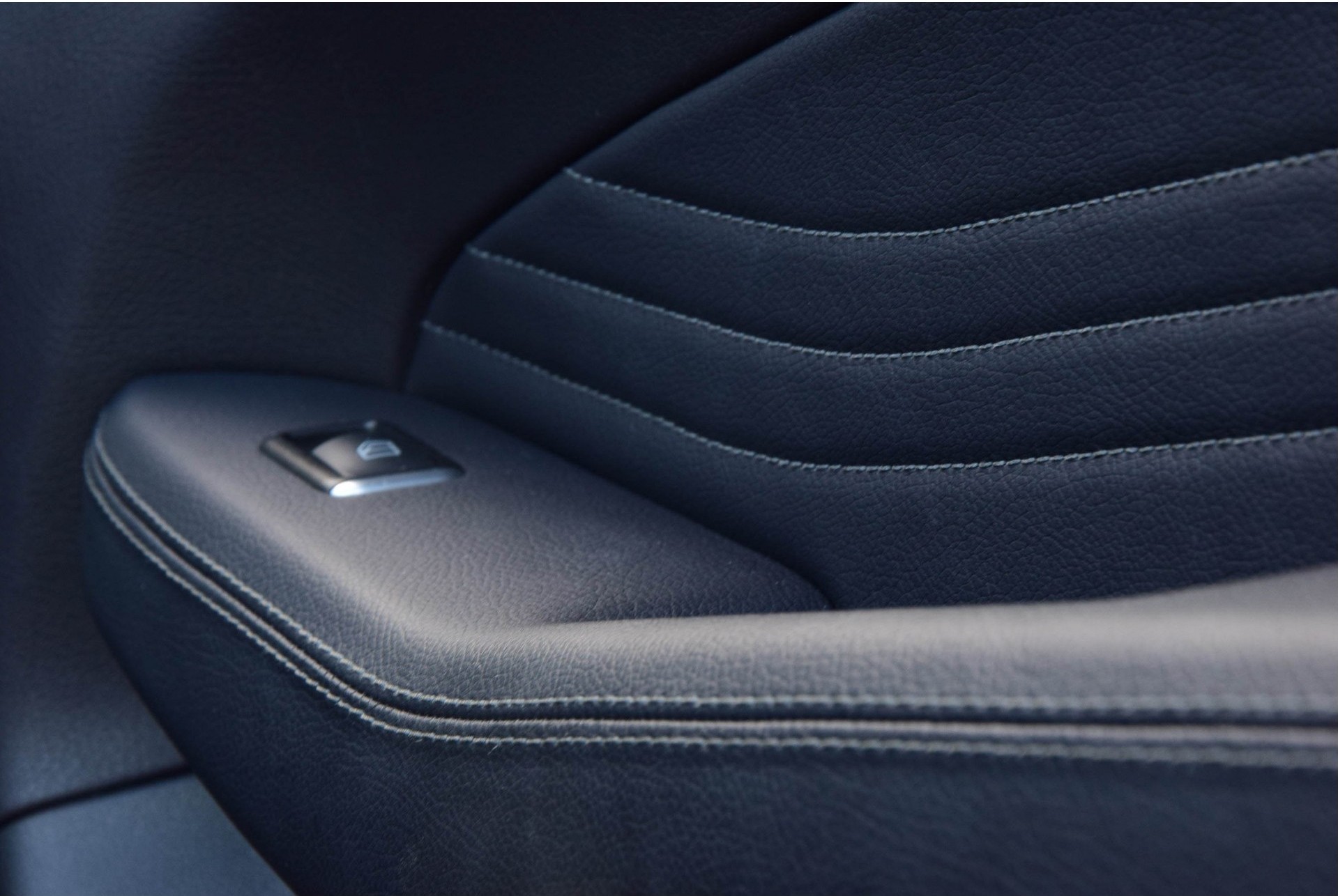 Mercedes-Benz GLE-Klasse 350 D 4MATIC AMG Airmatic/Dak/ILS/Wegk-trhk/Aut-koffer Aut9 Foto 17