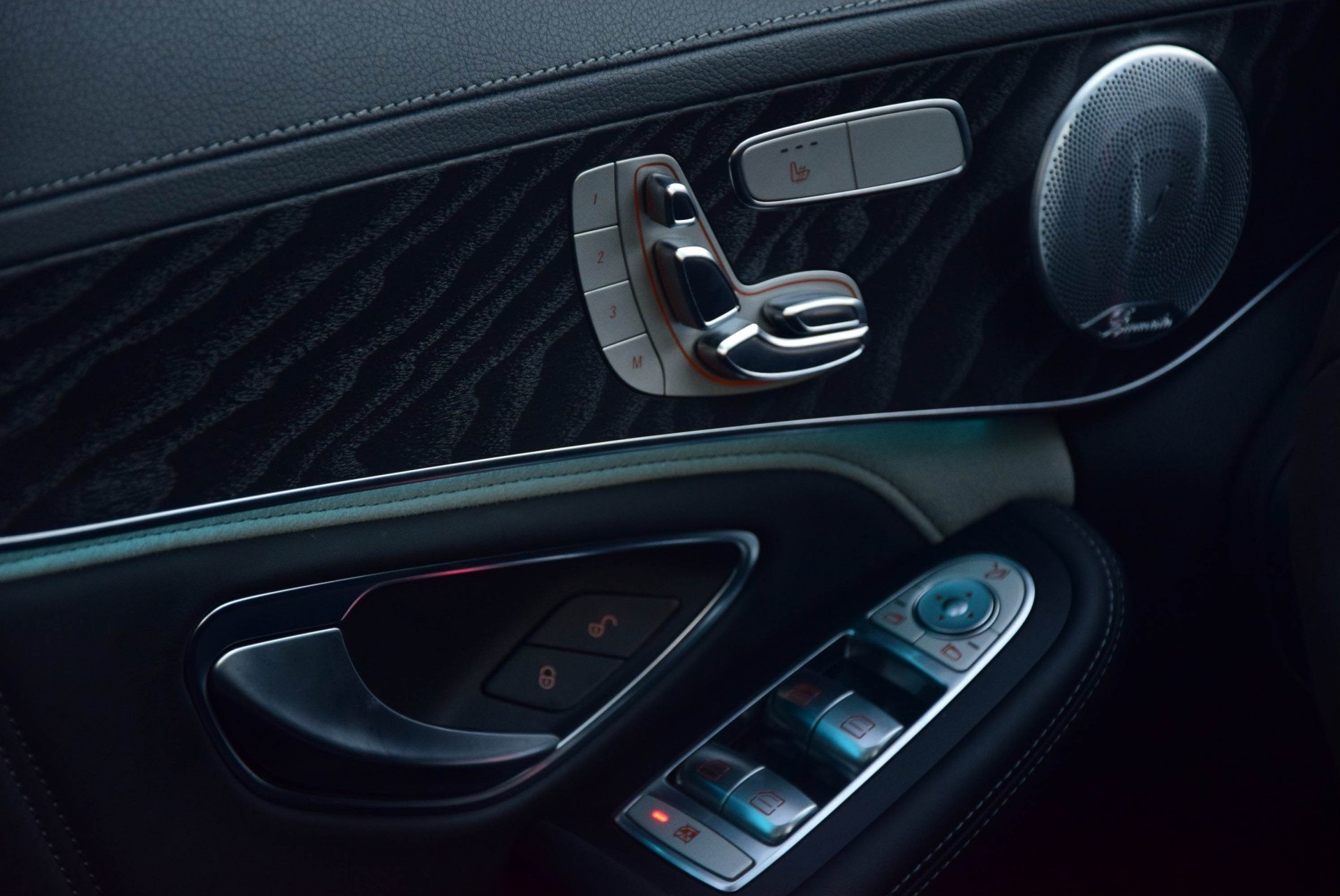 Mercedes-Benz C-Klasse 63 AMG S 510 pk Night/Carbon/Panorama/Keyless/Distronic/Sound/HUD Aut7 Foto 12