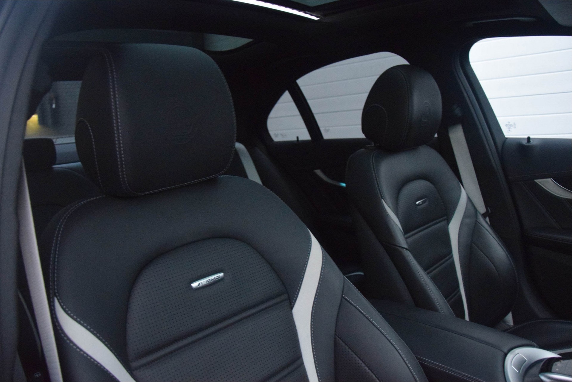 Mercedes-Benz C-Klasse 63 AMG S 510 pk Night/Carbon/Panorama/Keyless/Distronic/Sound/HUD Aut7 Foto 25