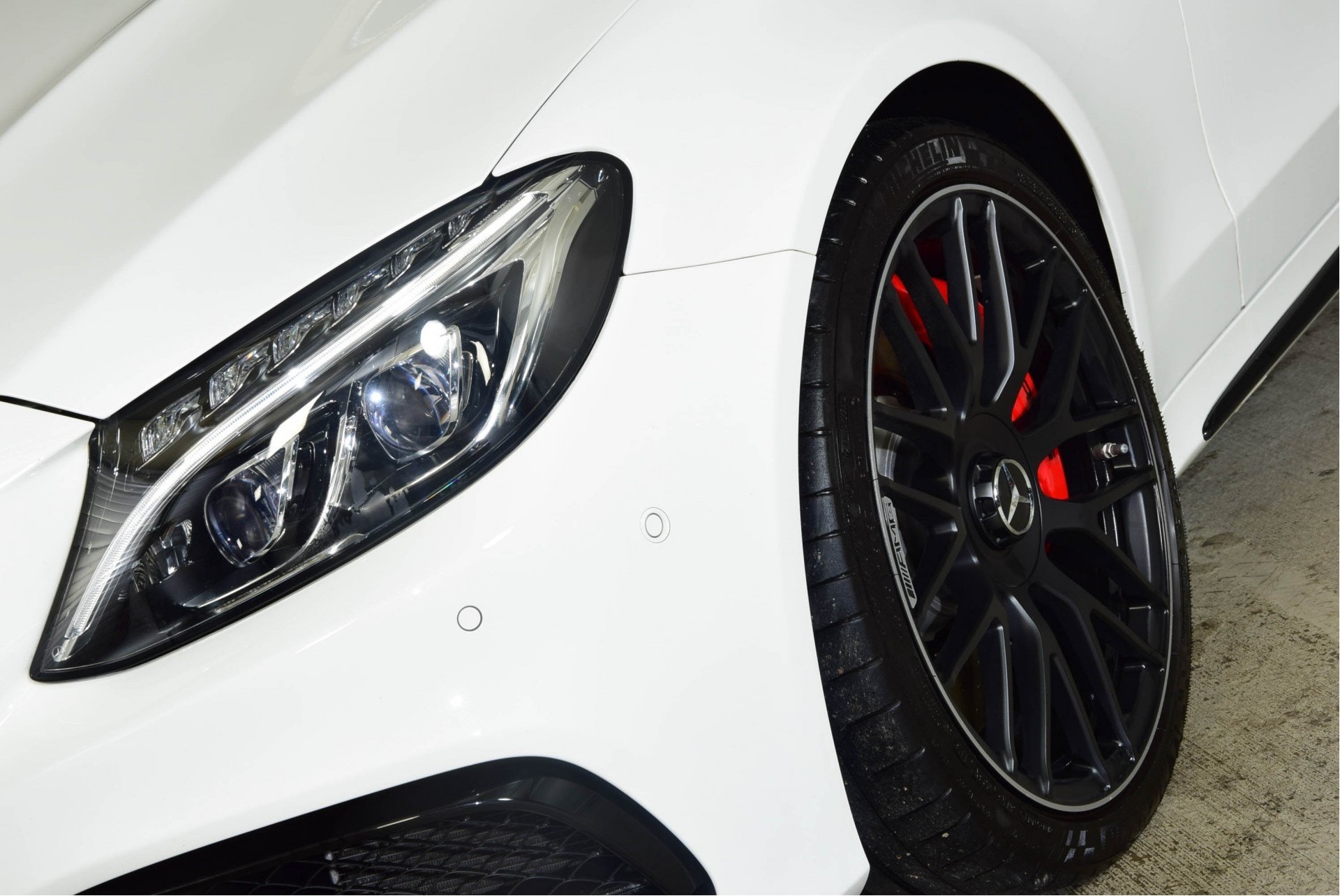 Mercedes-Benz C-Klasse 63 AMG S 510 pk Night/Carbon/Panorama/Keyless/Distronic/Sound/HUD Aut7 Foto 27