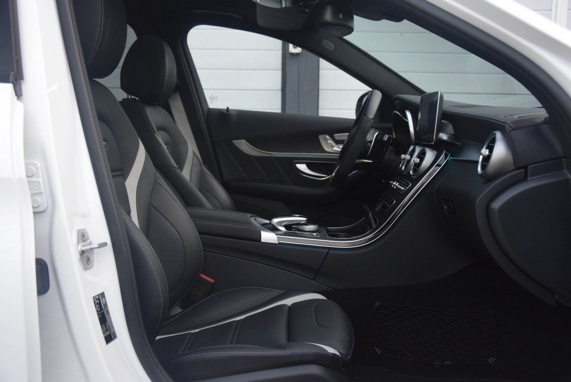 Mercedes-Benz C-Klasse 63 AMG S 510 pk Night/Carbon/Panorama/Keyless/Distronic/Sound/HUD Aut7 Foto 3