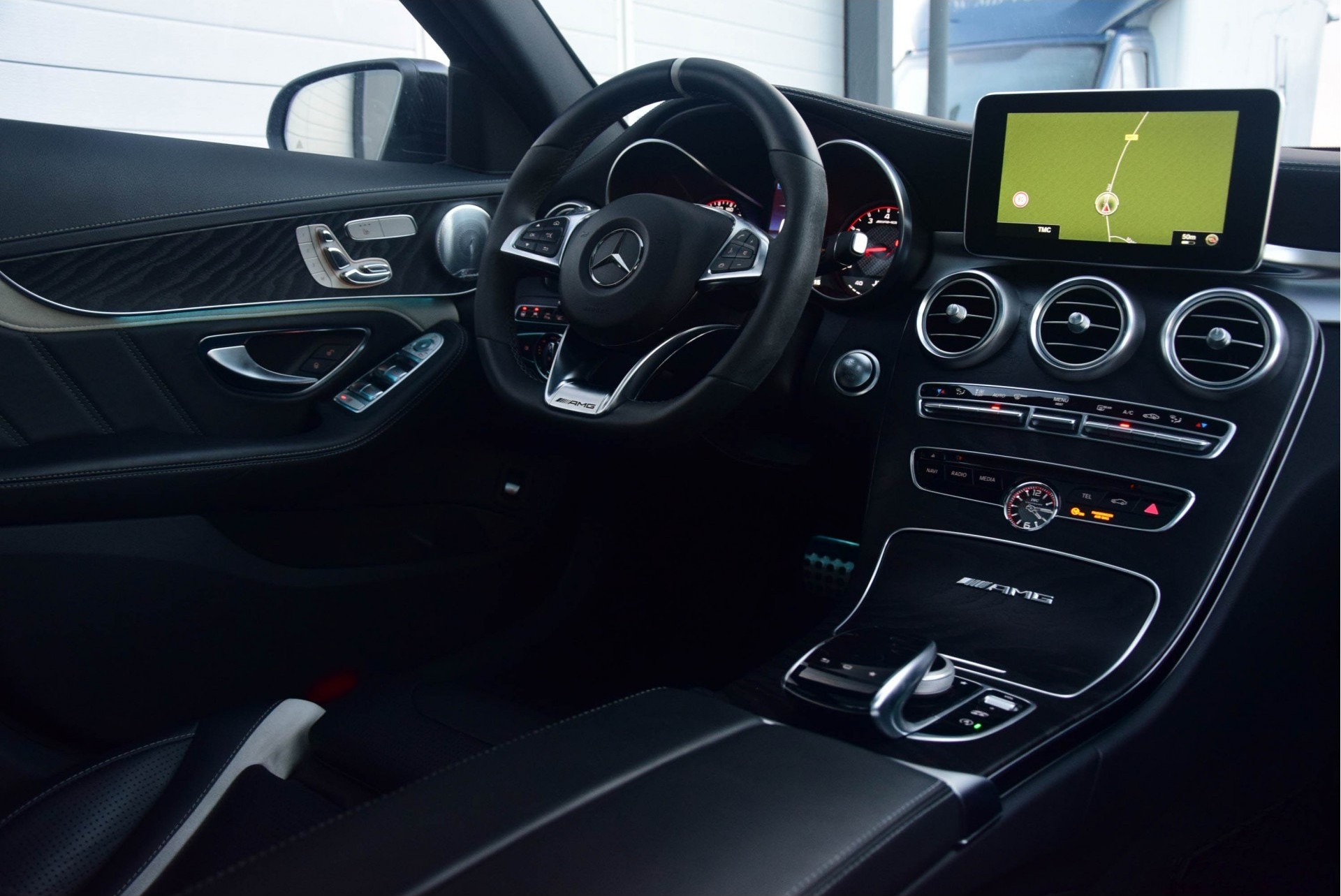 Mercedes-Benz C-Klasse 63 AMG S 510 pk Night/Carbon/Panorama/Keyless/Distronic/Sound/HUD Aut7 Foto 5