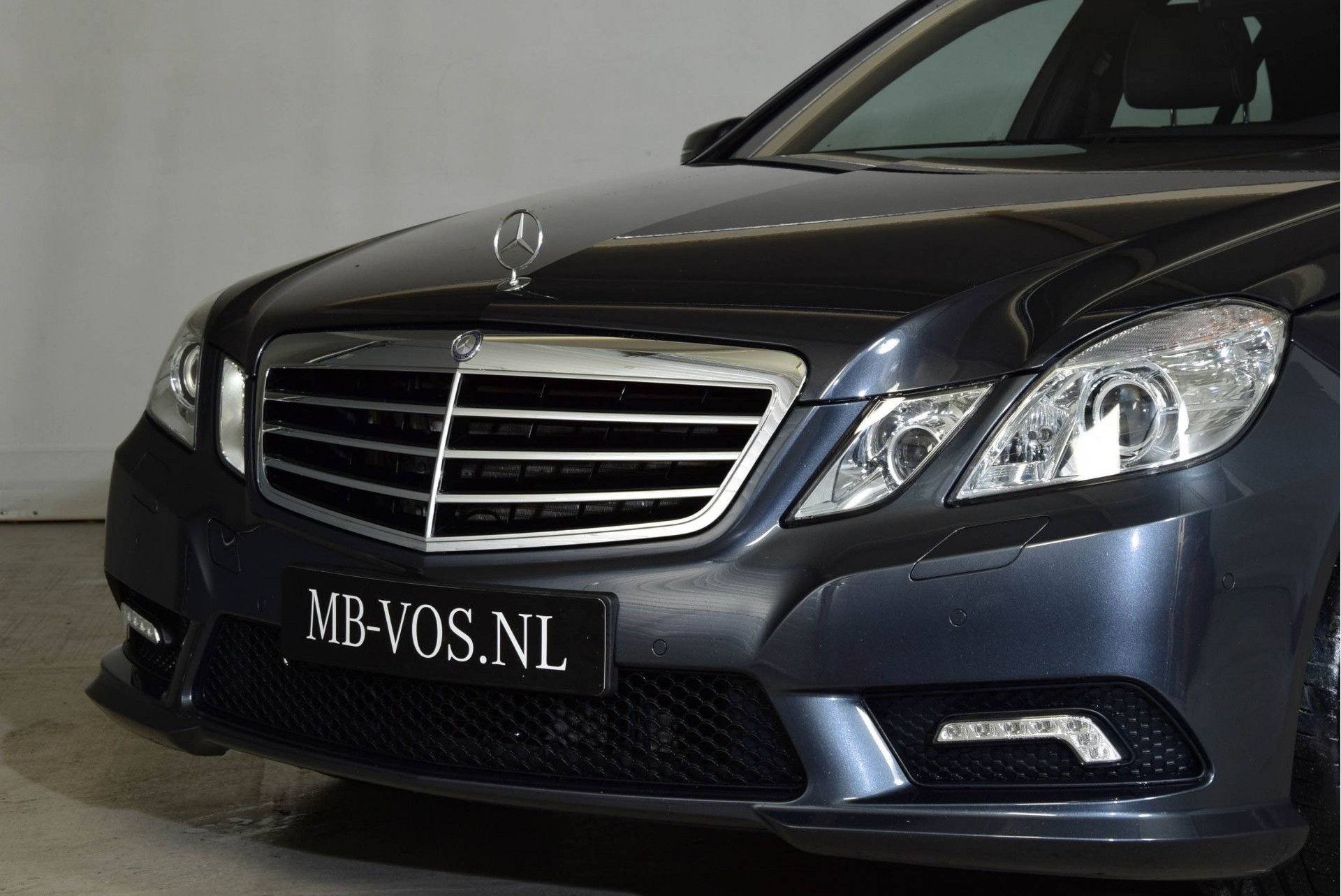 Mercedes-Benz E-Klasse 350 CGI AMG Nachtzicht/Com/Dak/Sound/Mem/ILS Aut7 Foto 17