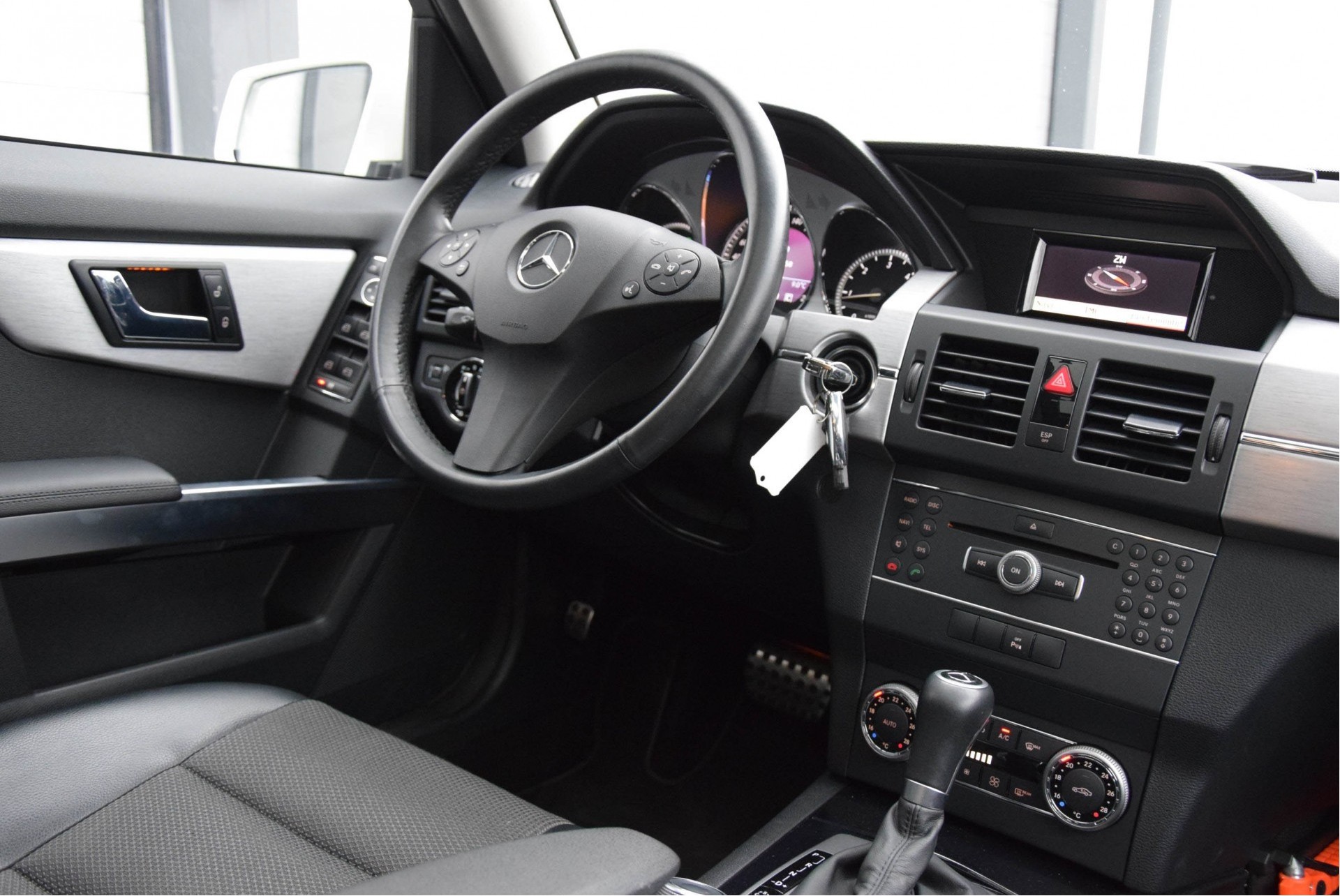 Mercedes-Benz GLK-Klasse 220 Cdi Sport Panorama/19"/Navi/Treeplanken Aut7 Foto 6