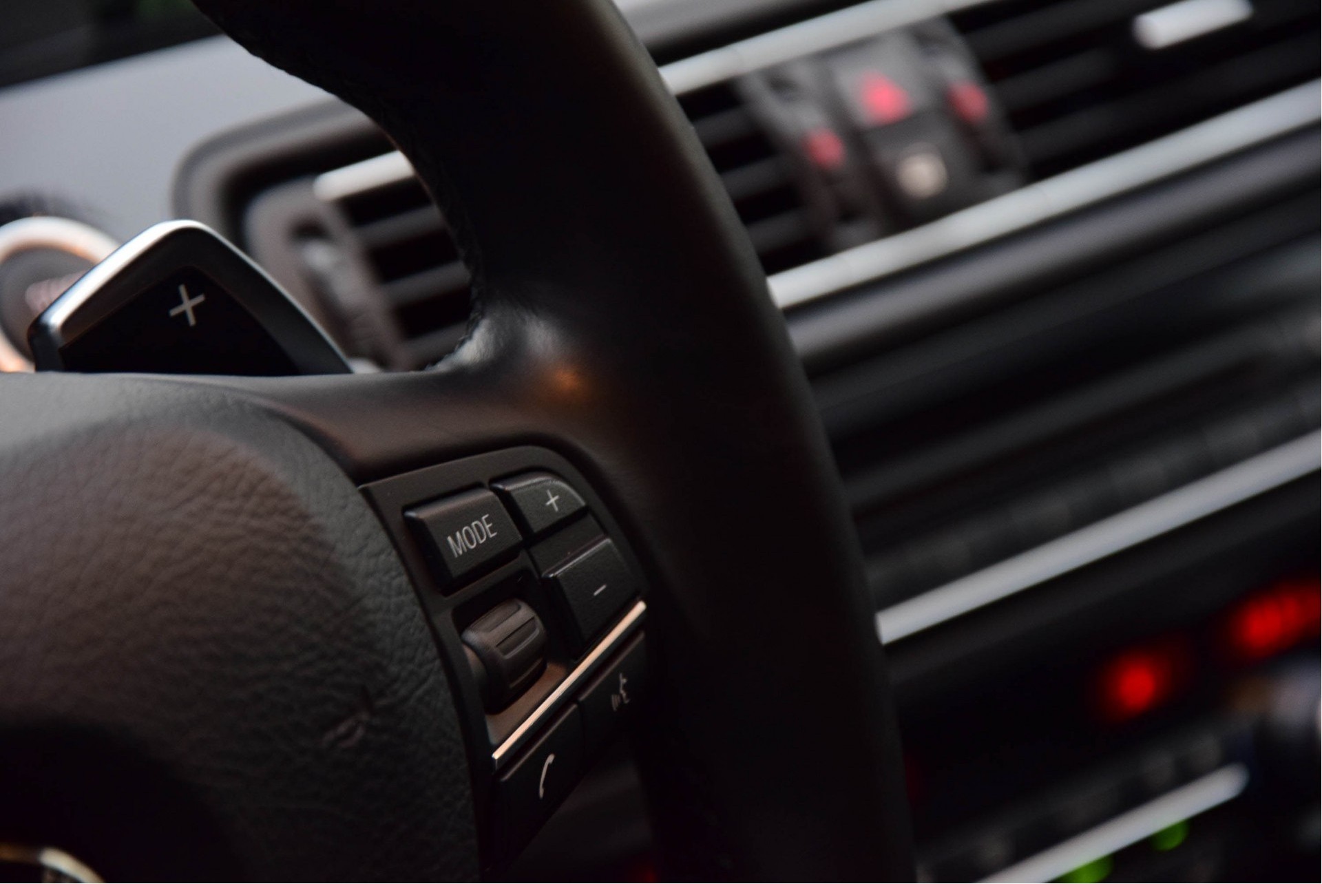 BMW 5 Serie M550XD B&O Nappa/ACC/Keyless Aut8 Foto 13