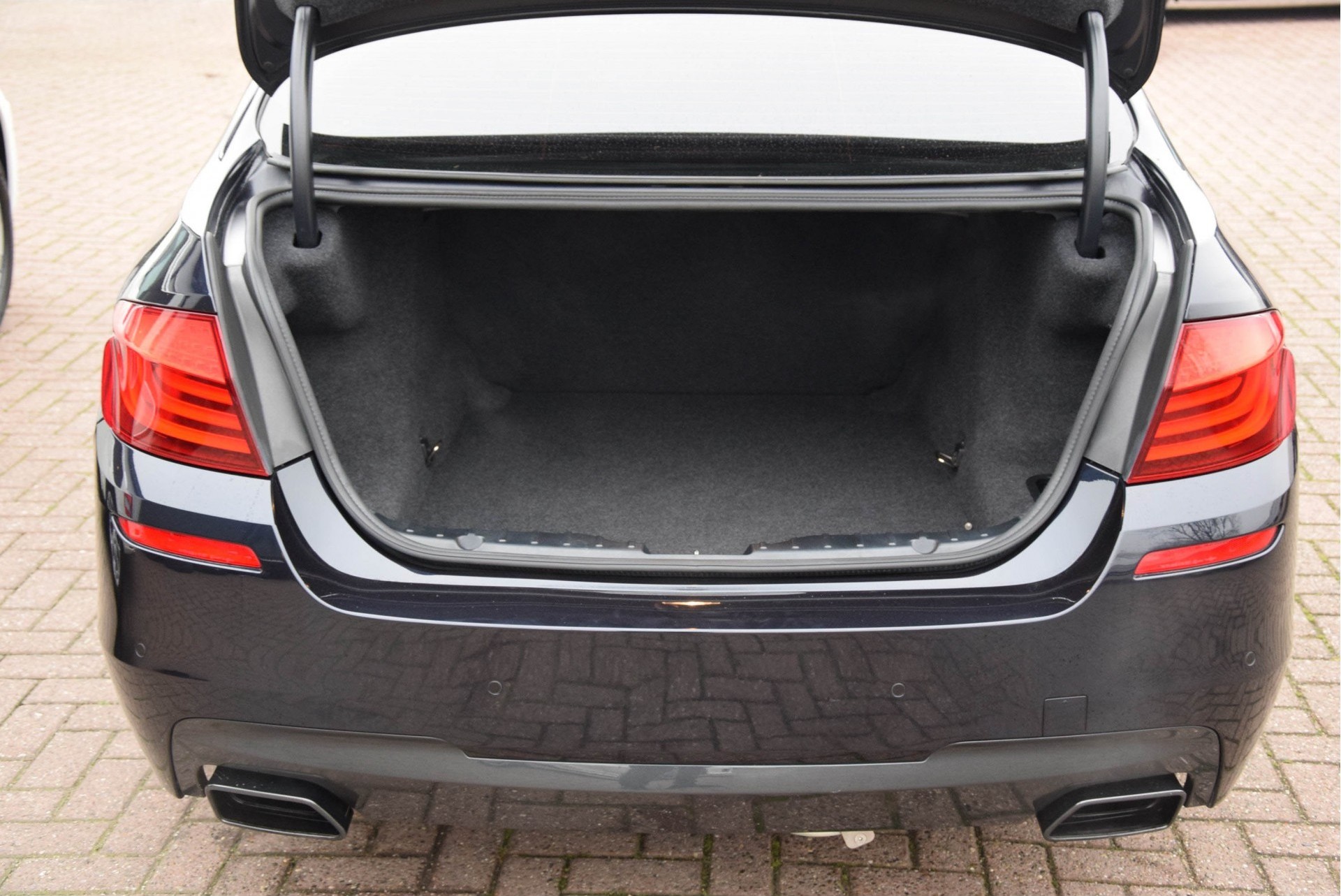 BMW 5 Serie M550XD B&O Nappa/ACC/Keyless Aut8 Foto 29